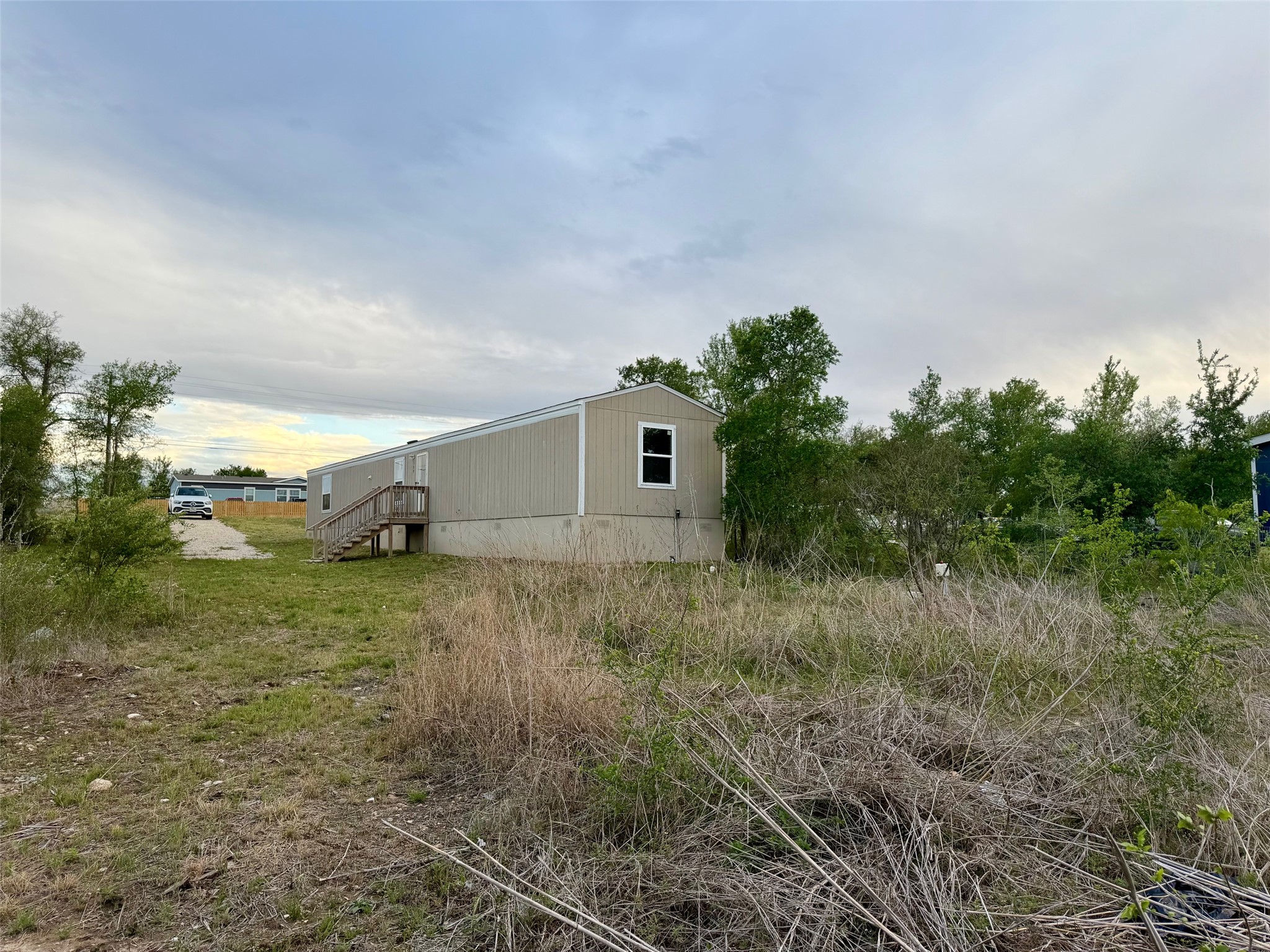 main property photo 15