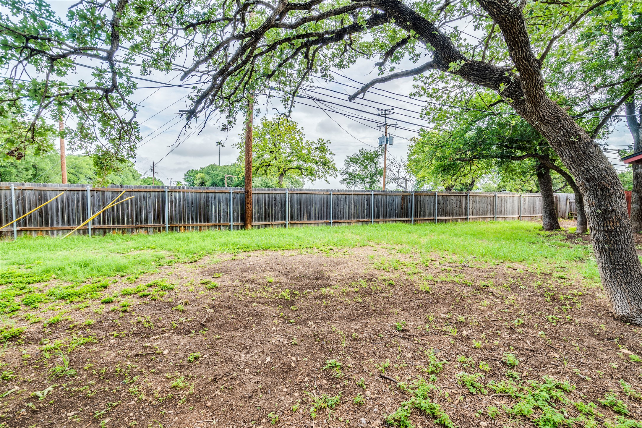 main property photo 20