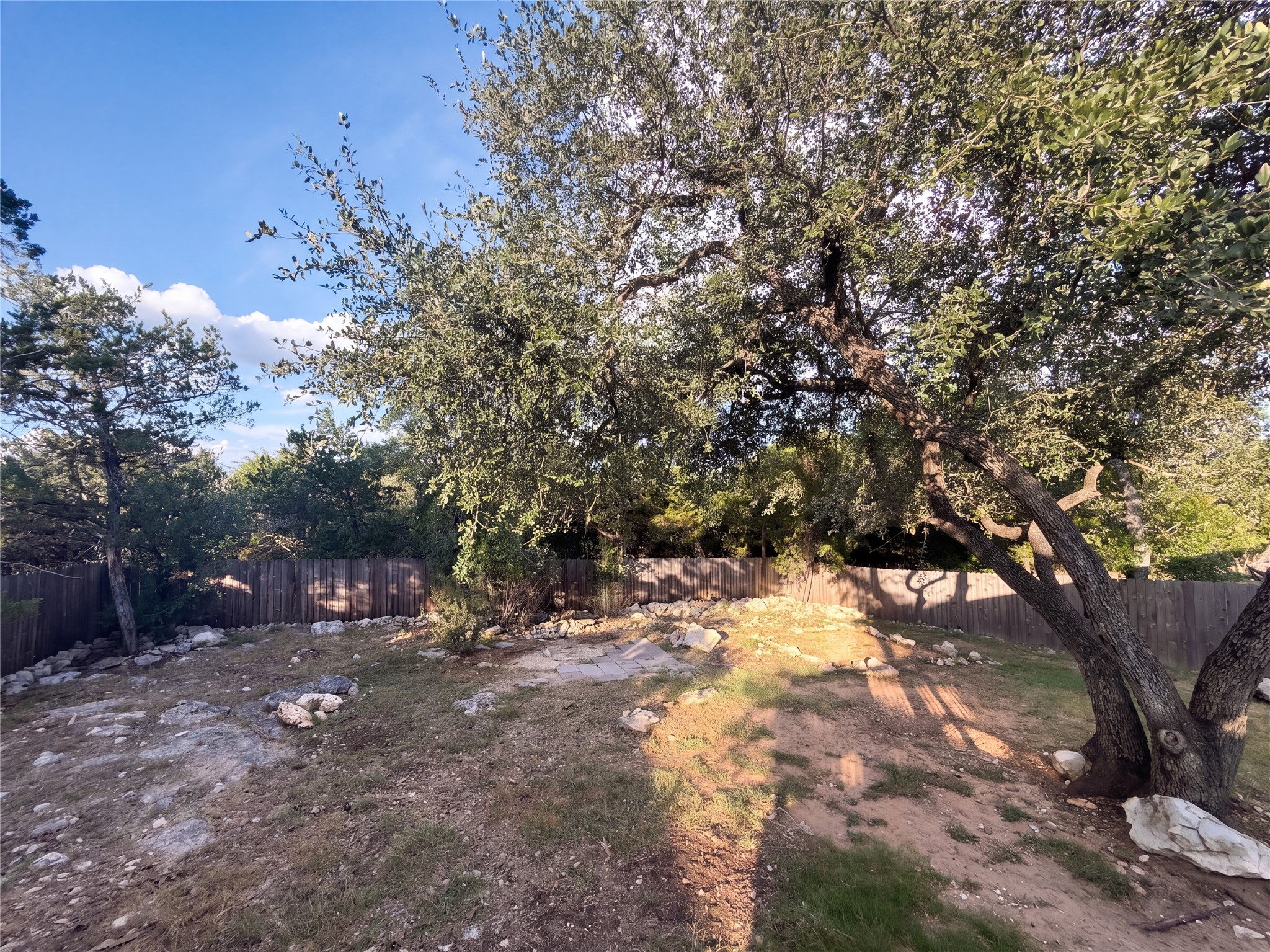 main property photo 25