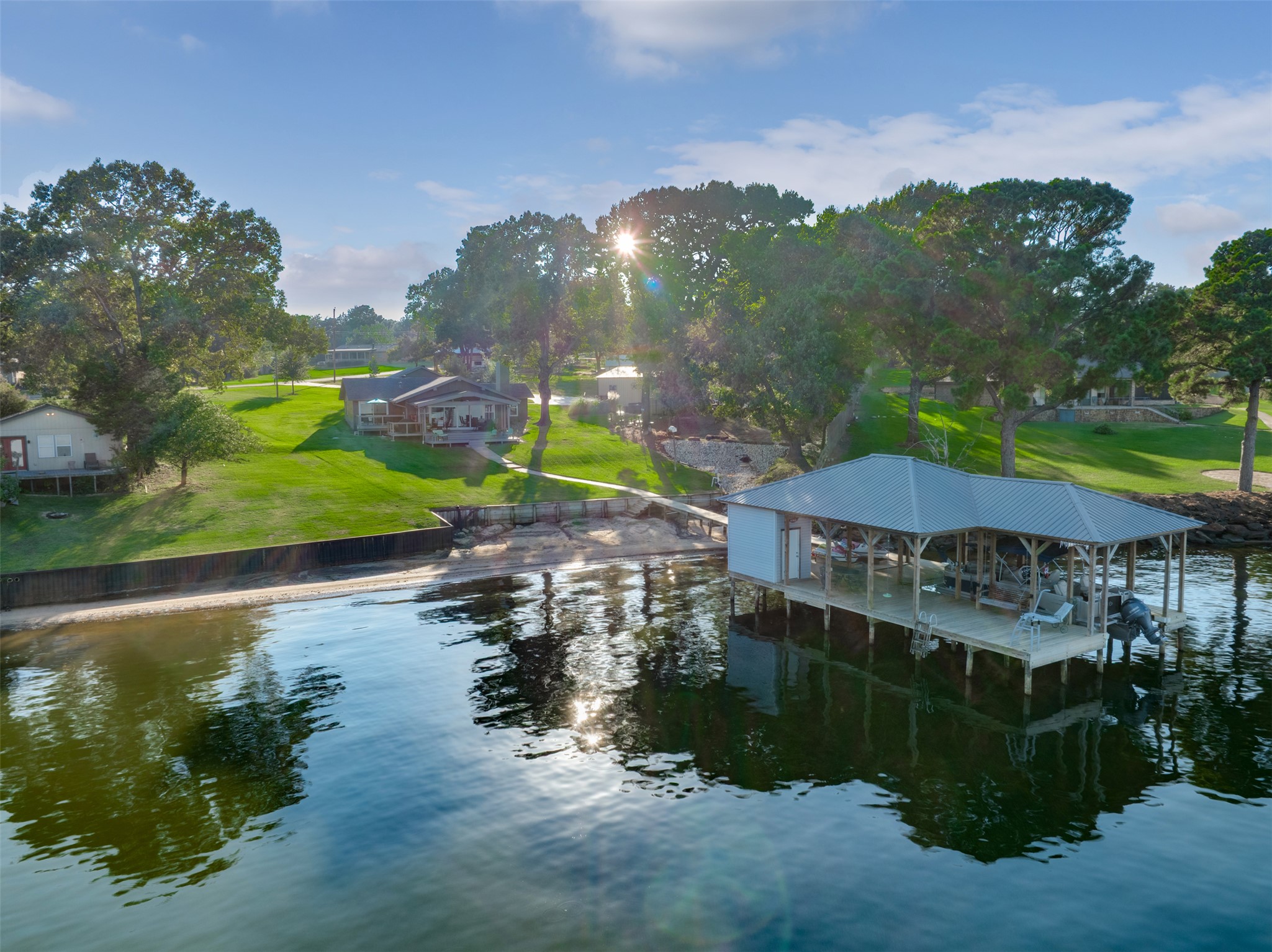 main property photo 38