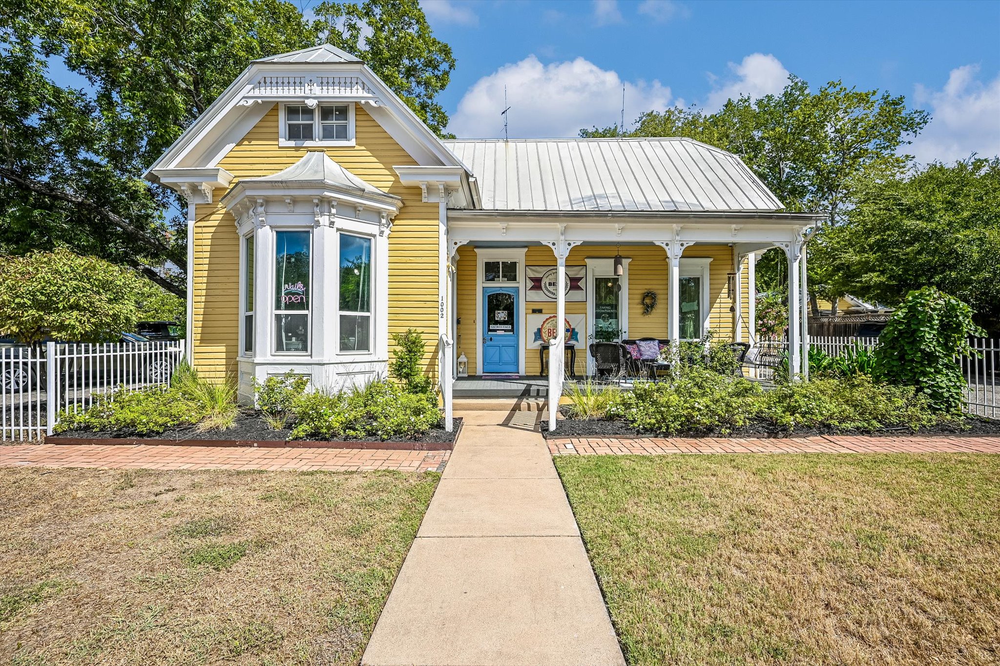 main property photo 1