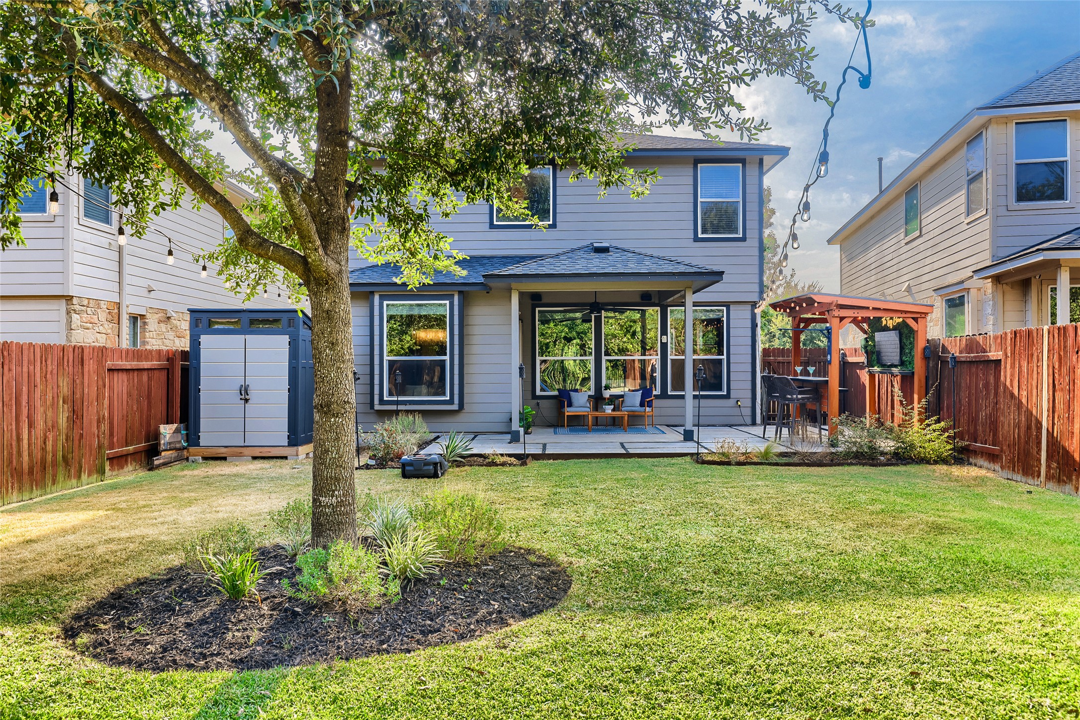 main property photo 20