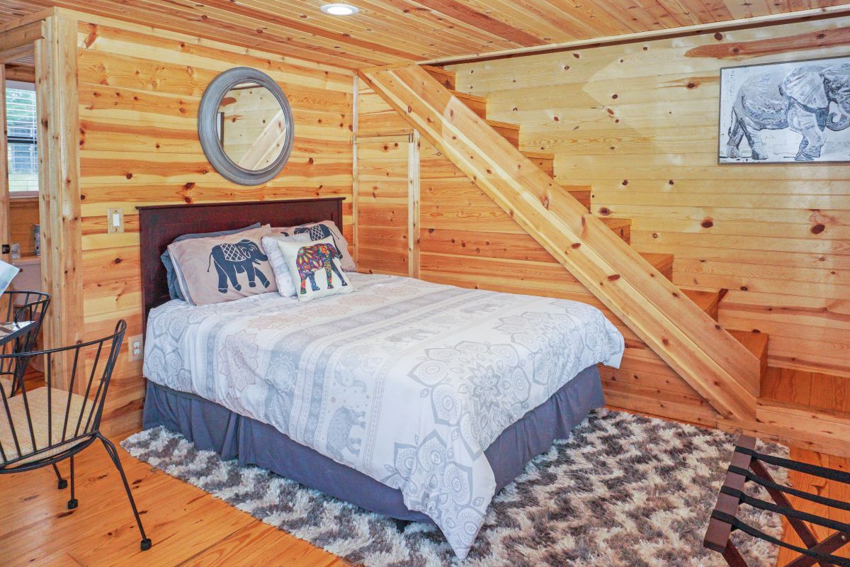 main property photo 24