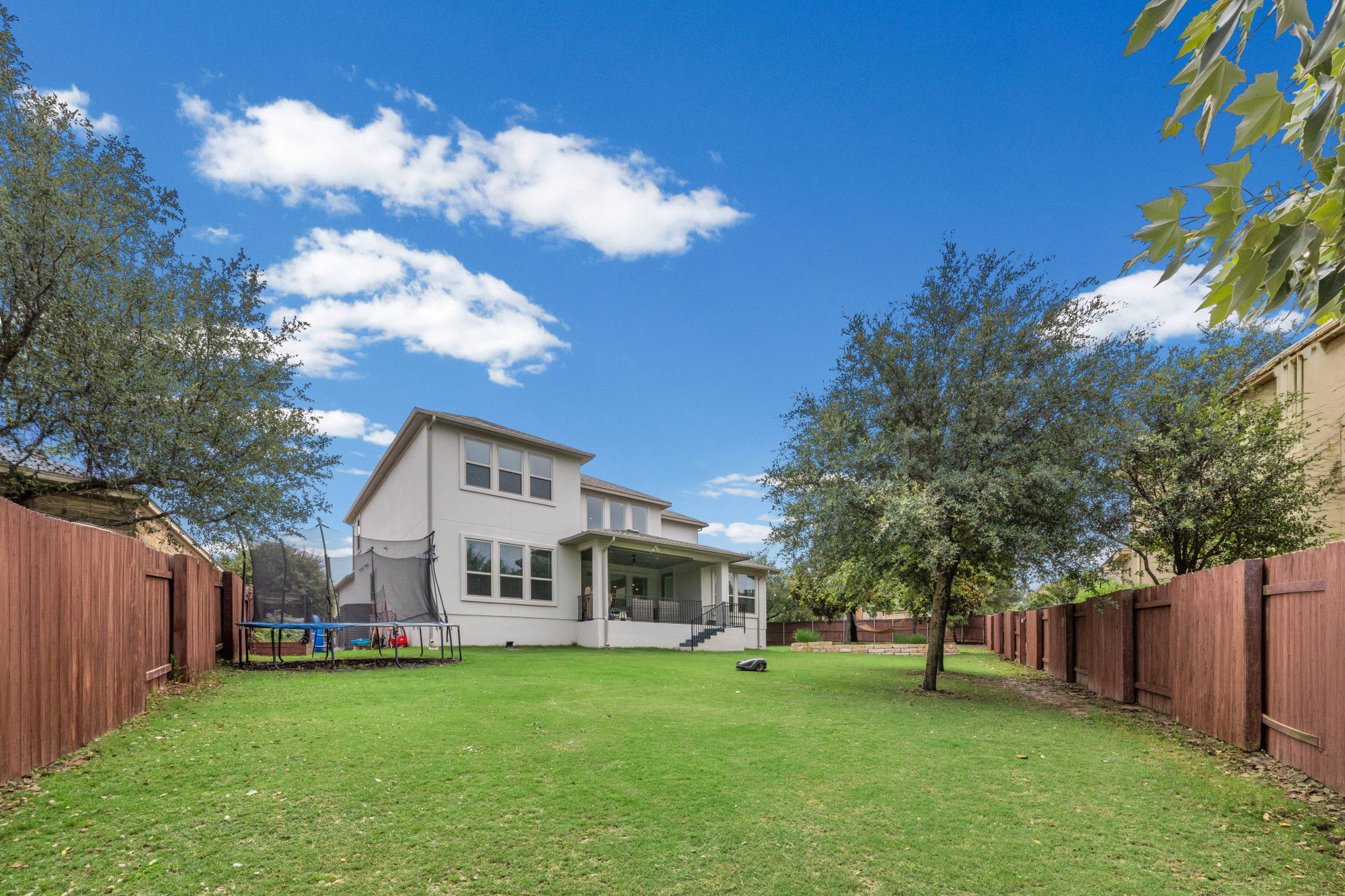 main property photo 34