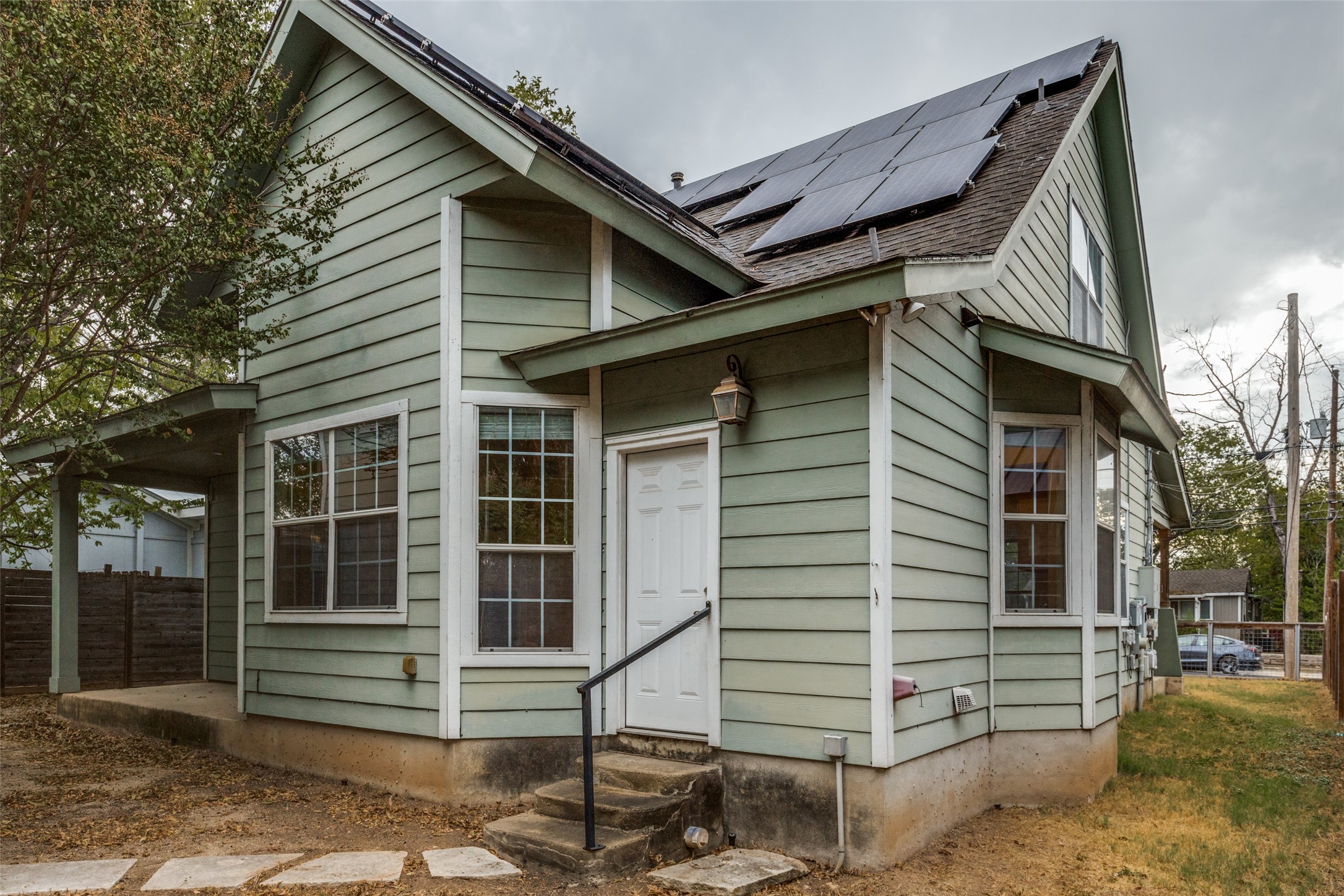 main property photo 25
