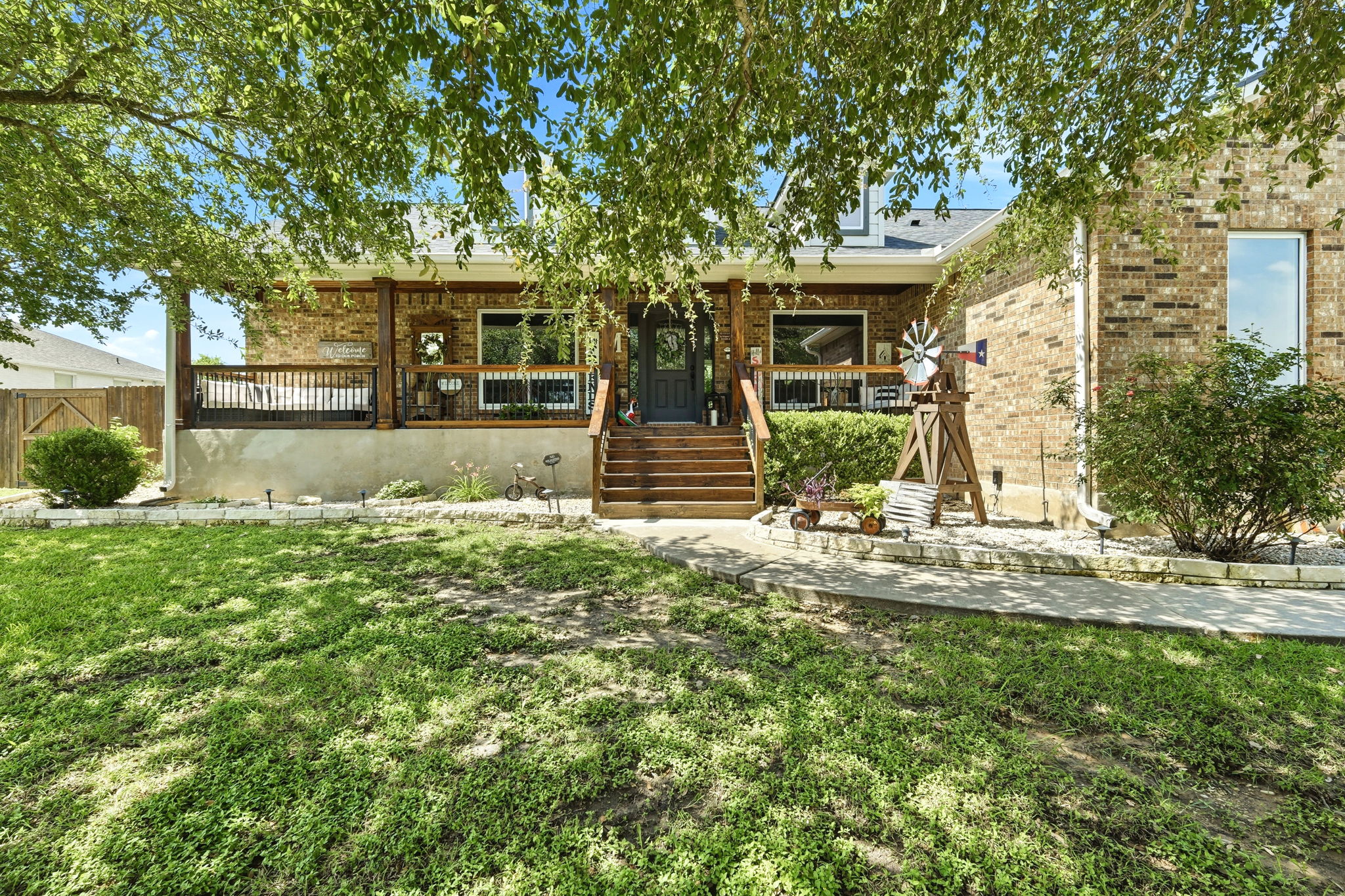 main property photo 30