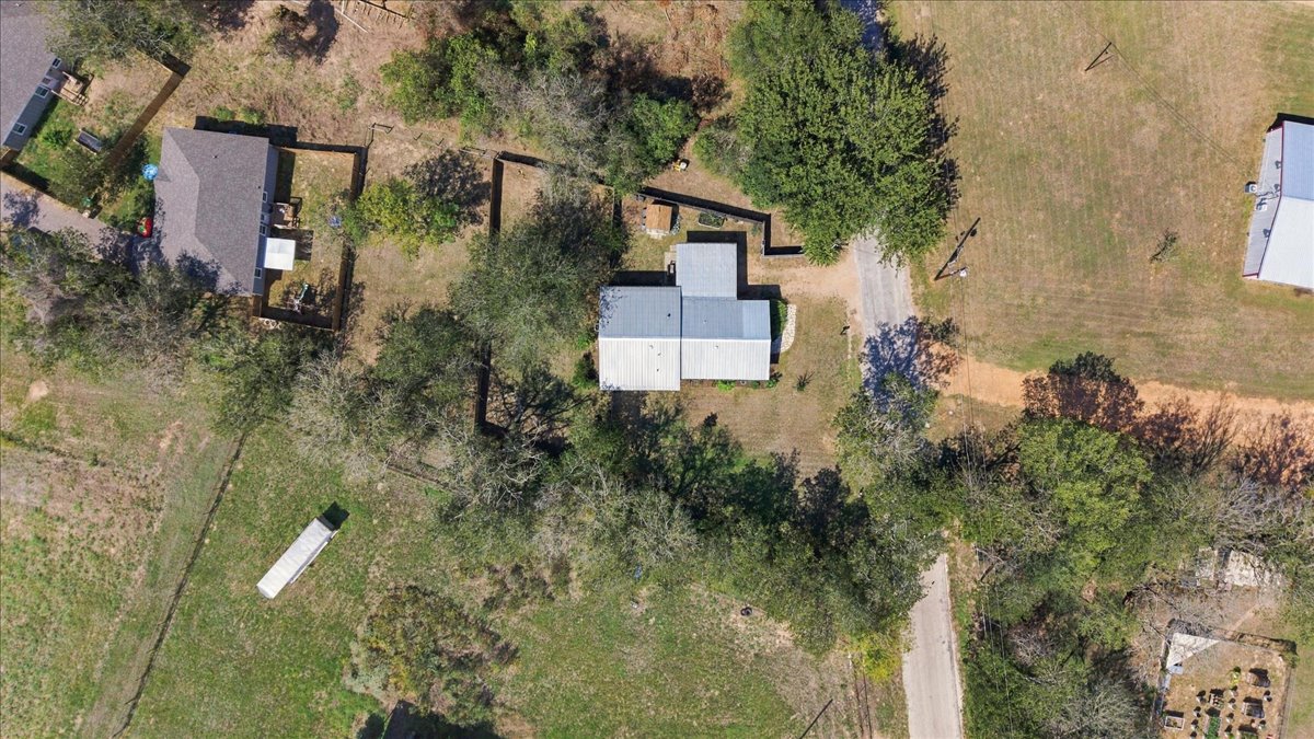 main property photo 38