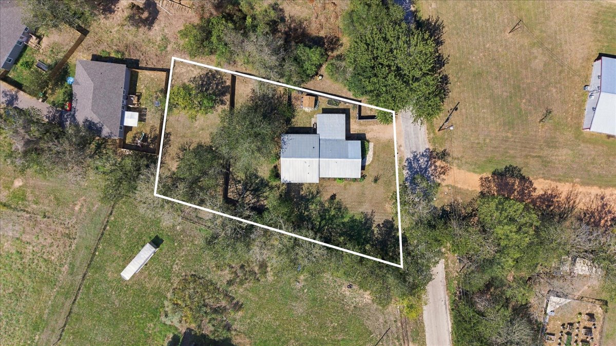 main property photo 39