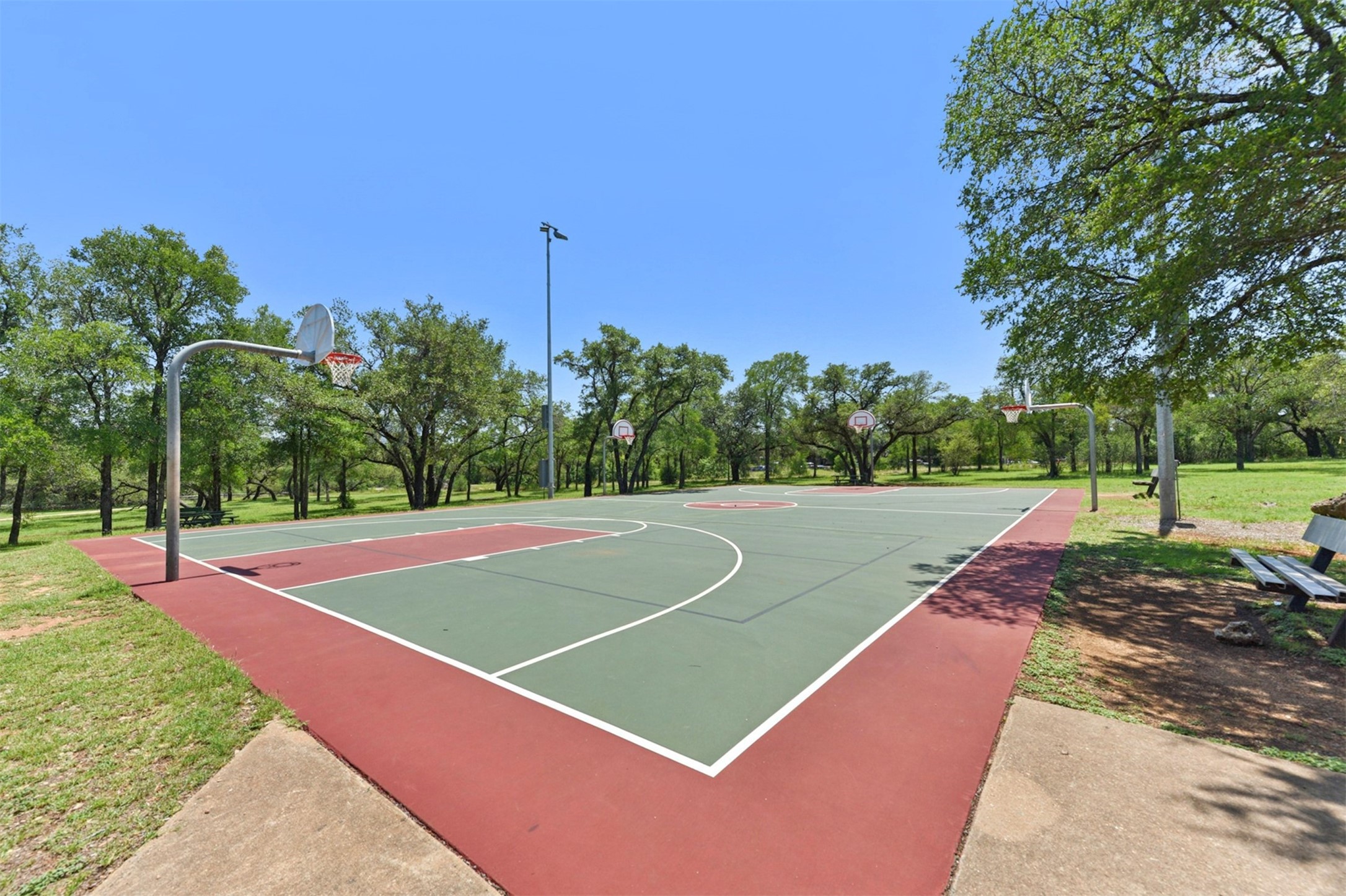 main property photo 34