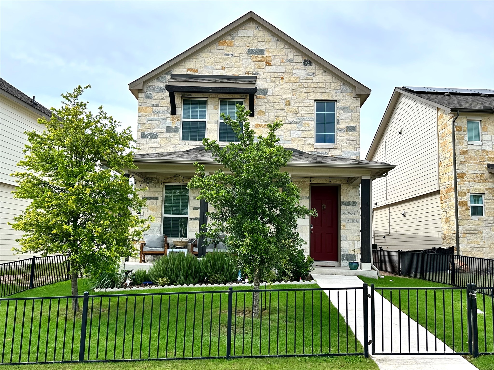 main property photo 23