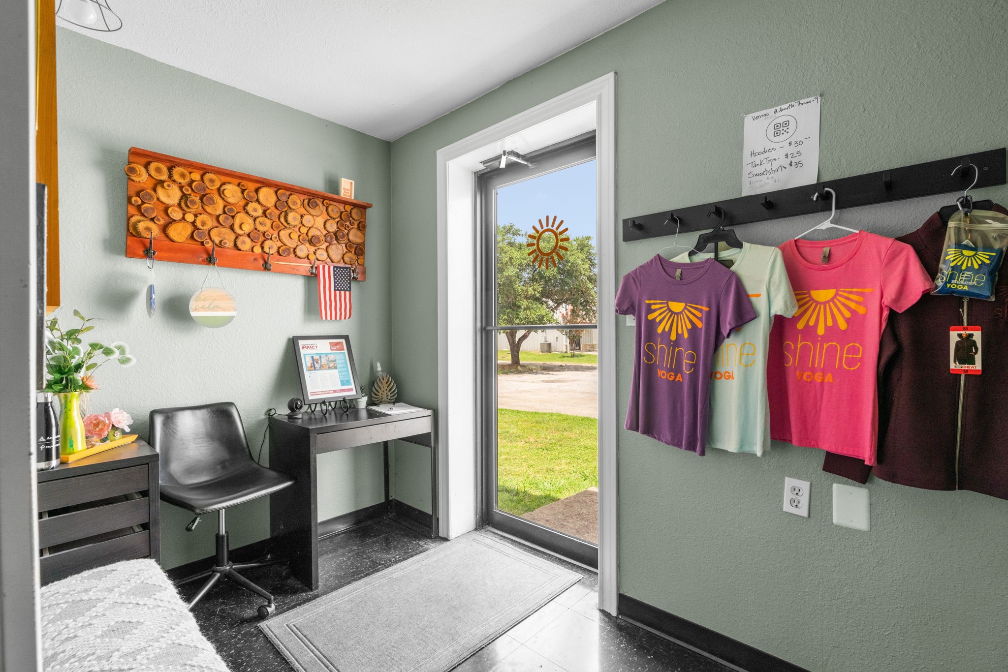 main property photo 2