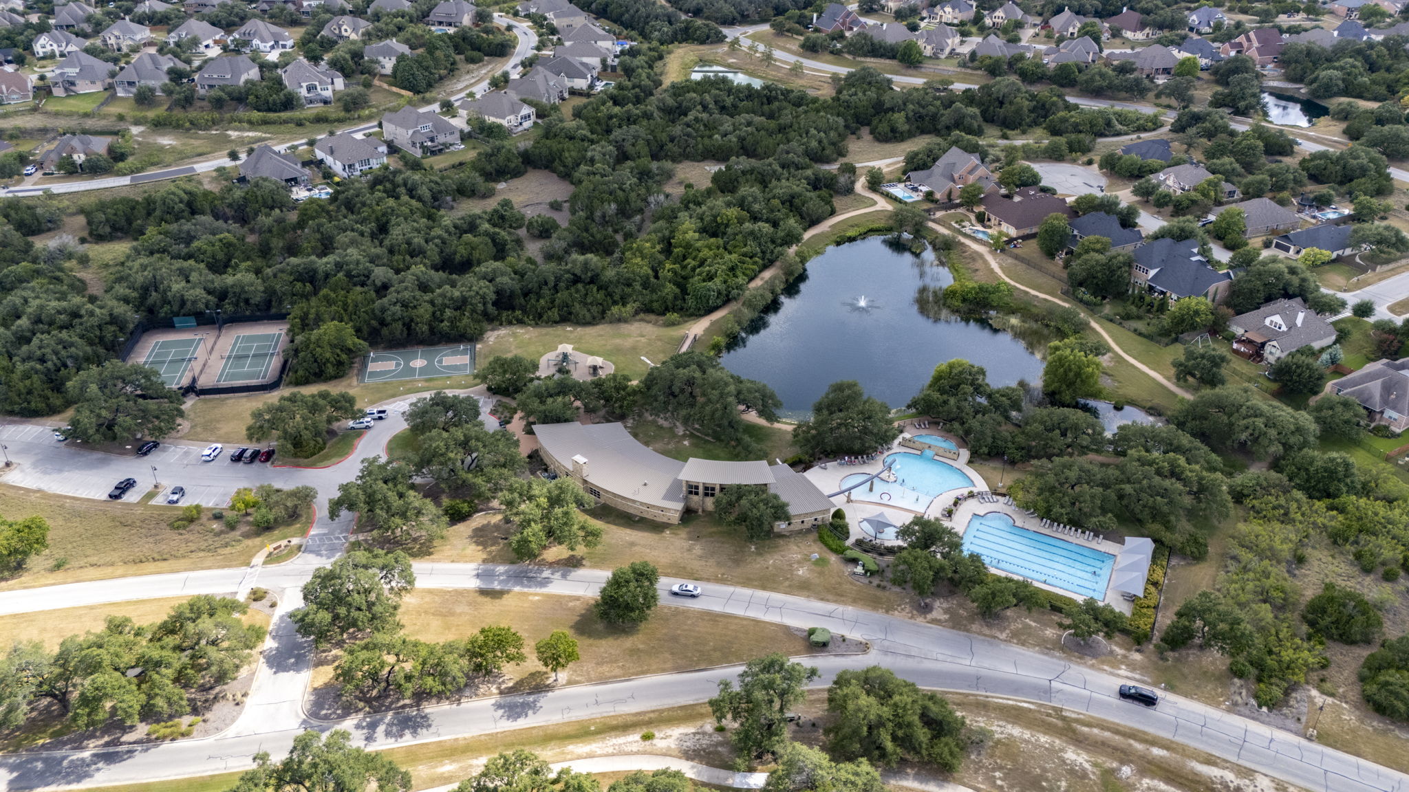 main property photo 39