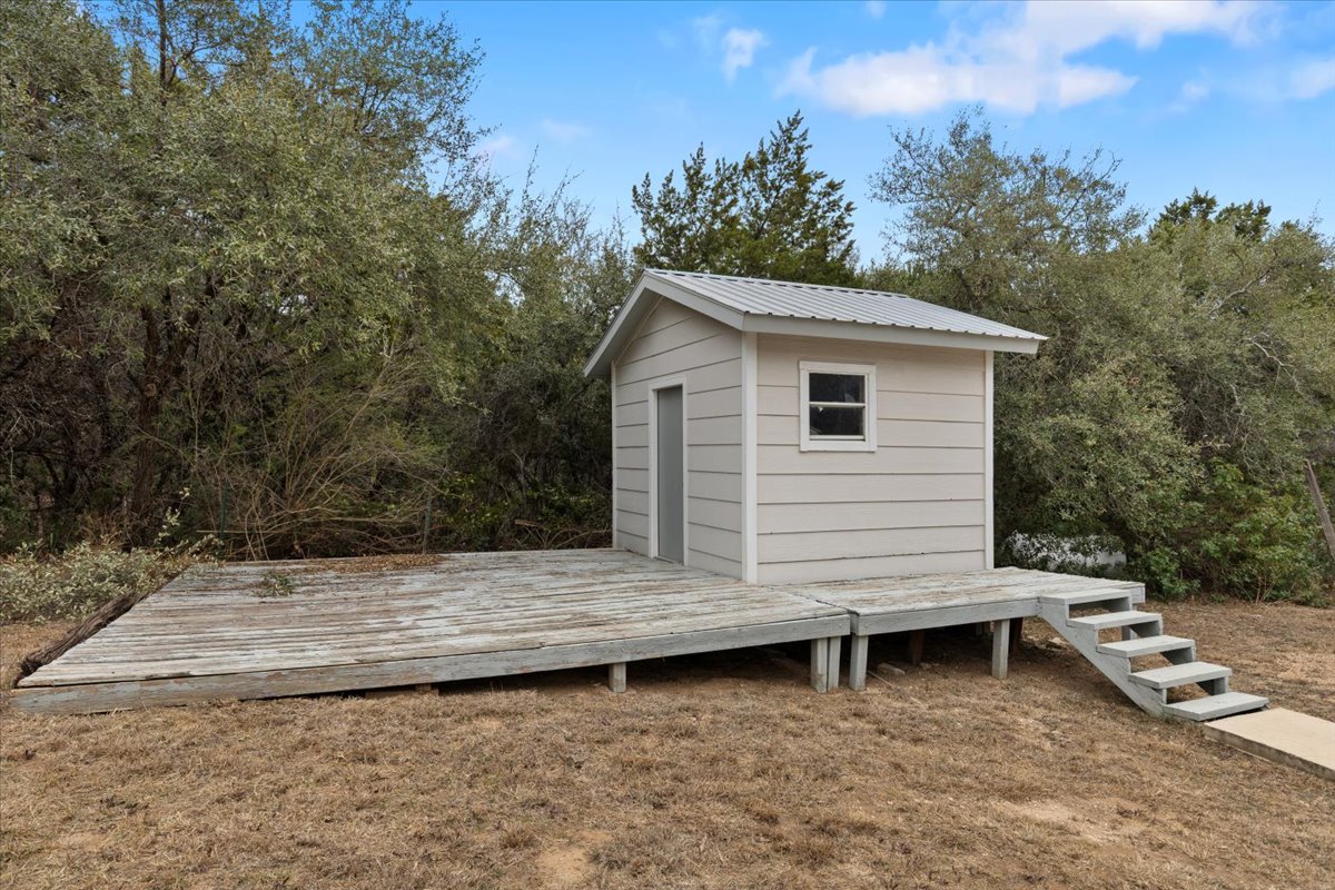 main property photo 39