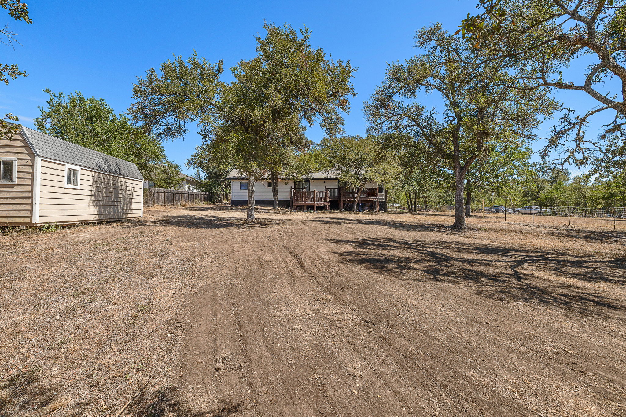 main property photo 24