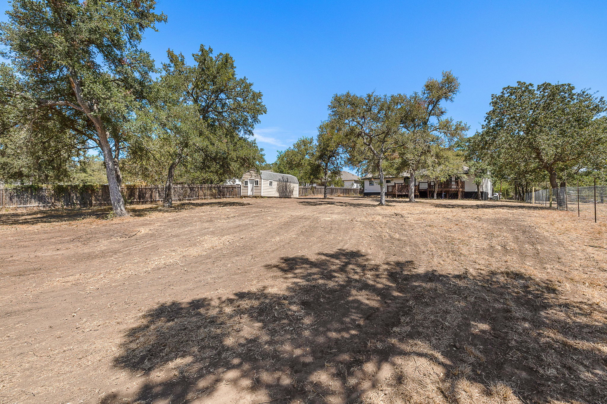 main property photo 25