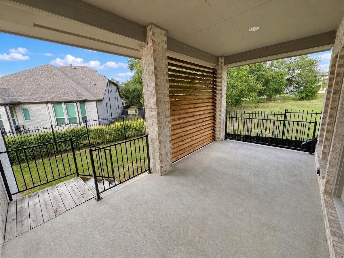 main property photo 34