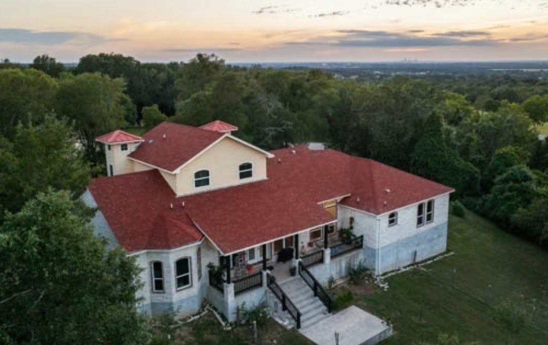 main property photo 31