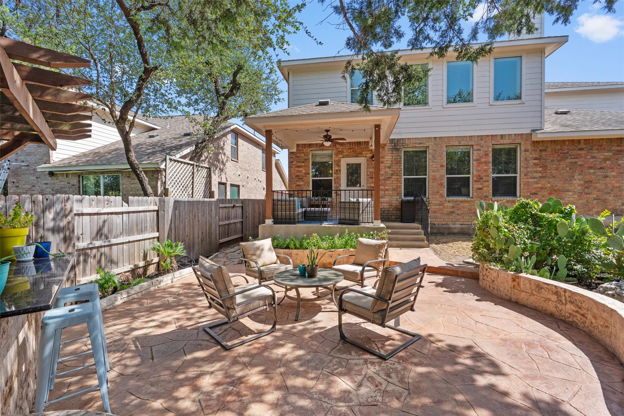 main property photo 26