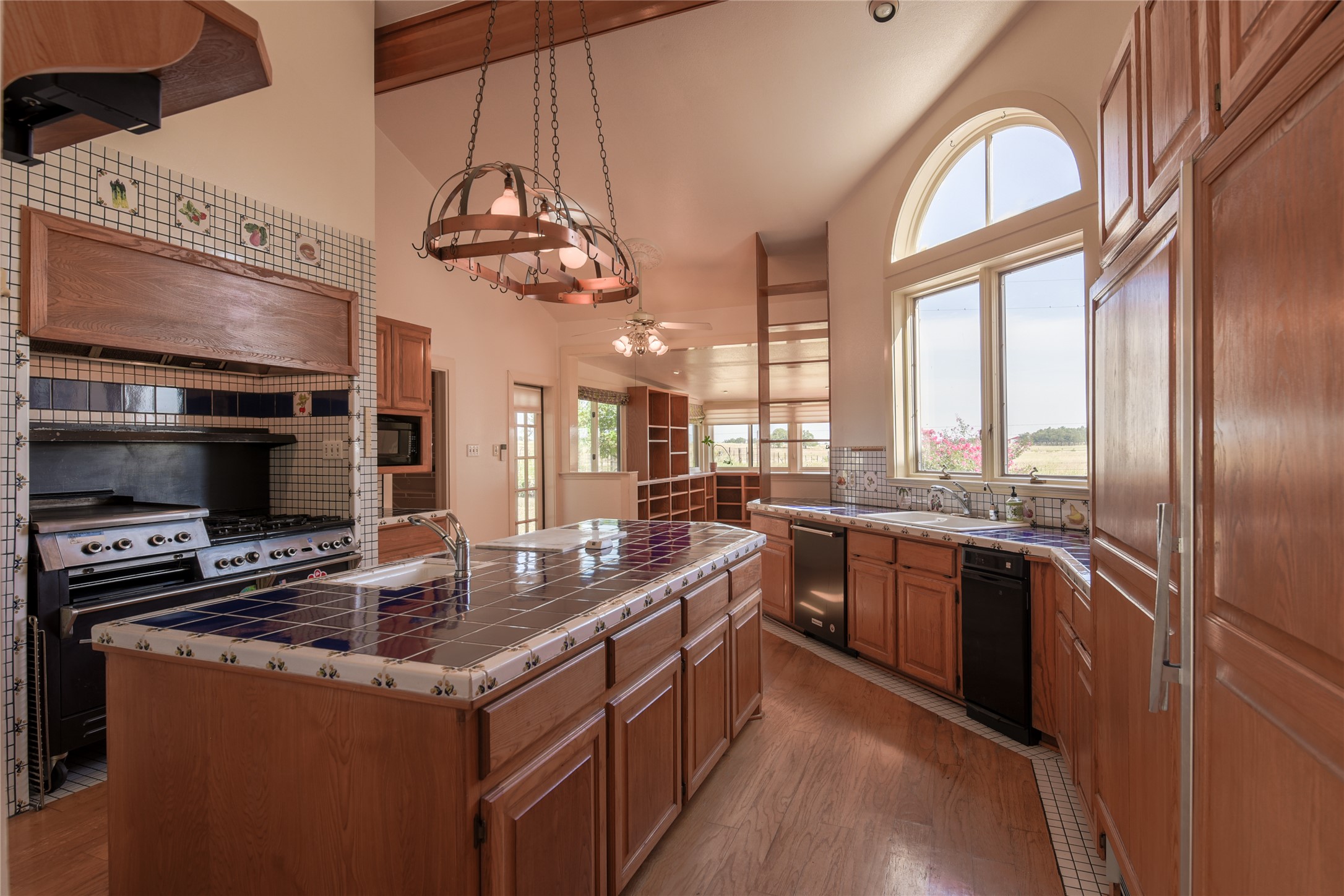 main property photo 21