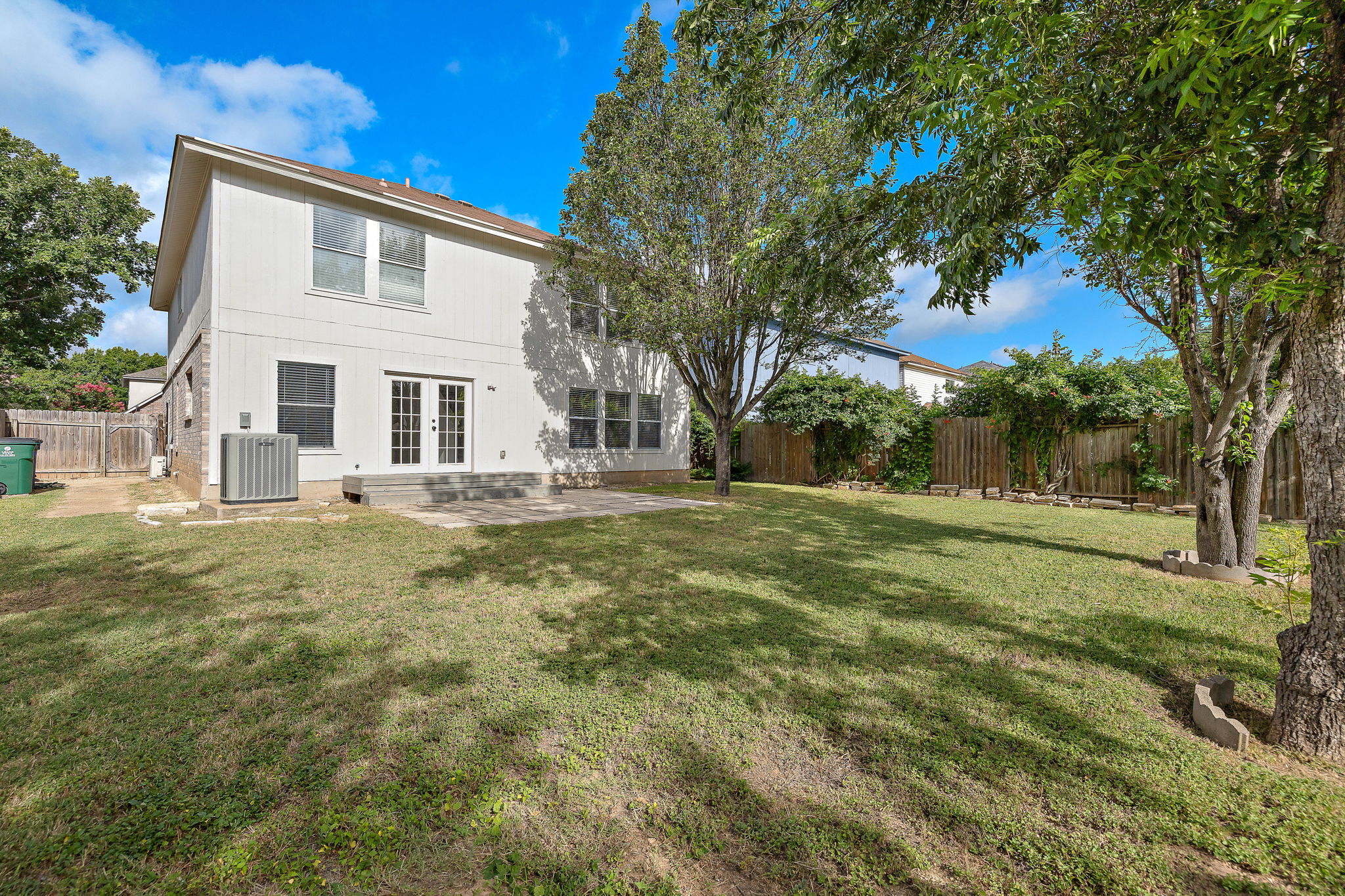 main property photo 25