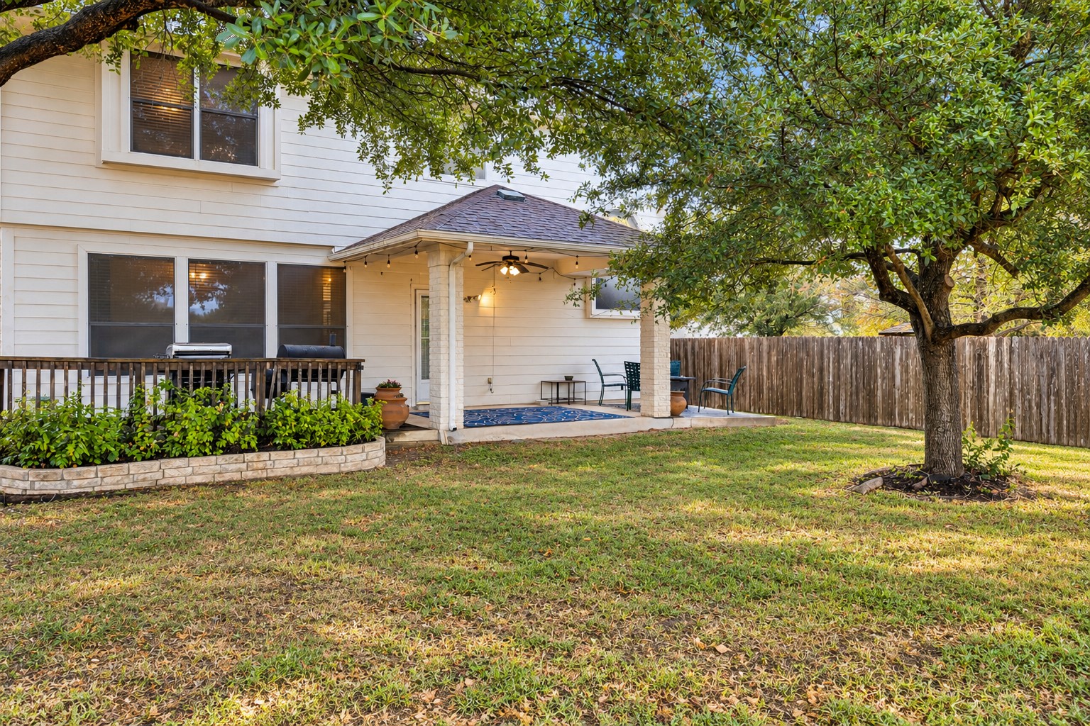 main property photo 24