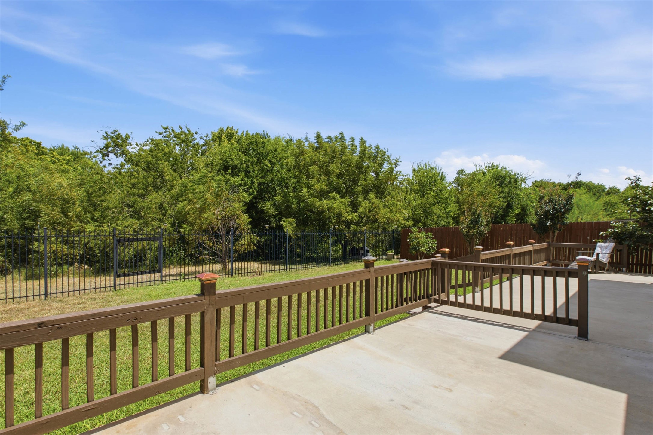 main property photo 26