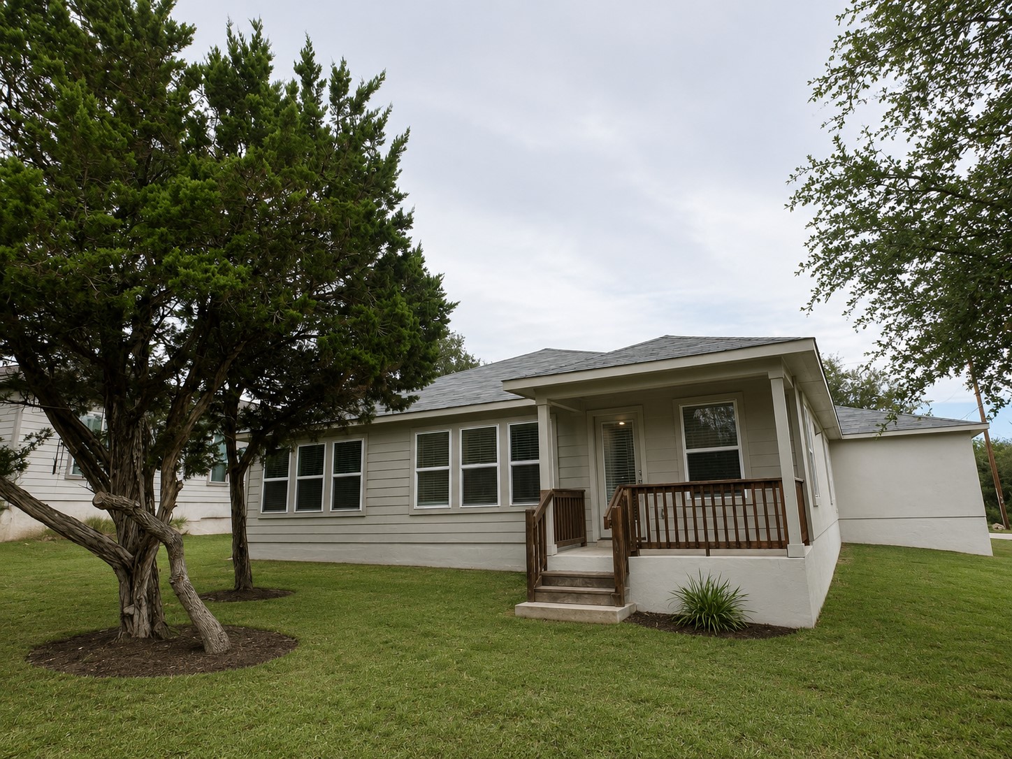 main property photo 11