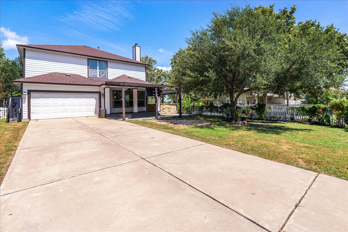 main property photo 37