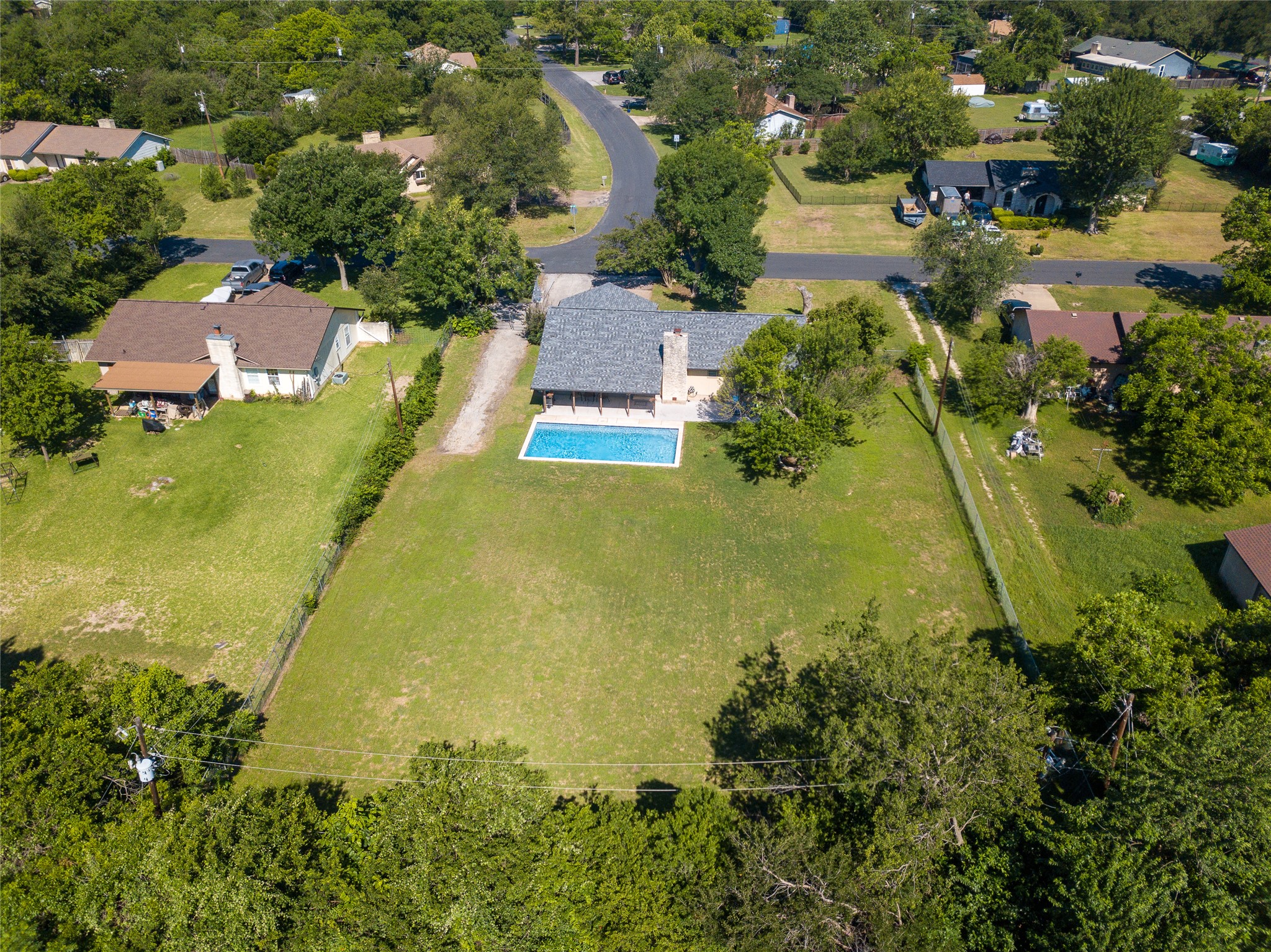 main property photo 31