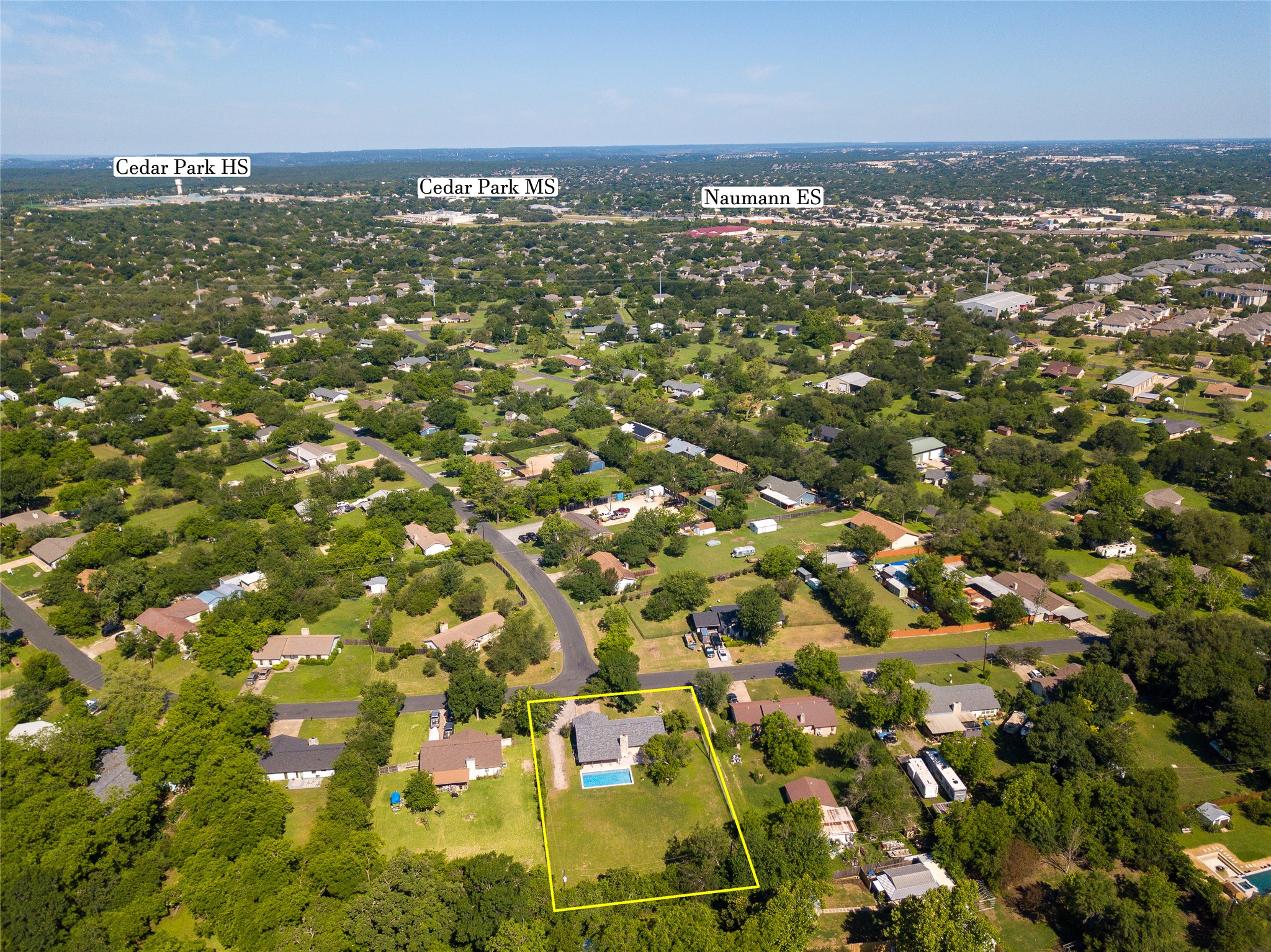 main property photo 32