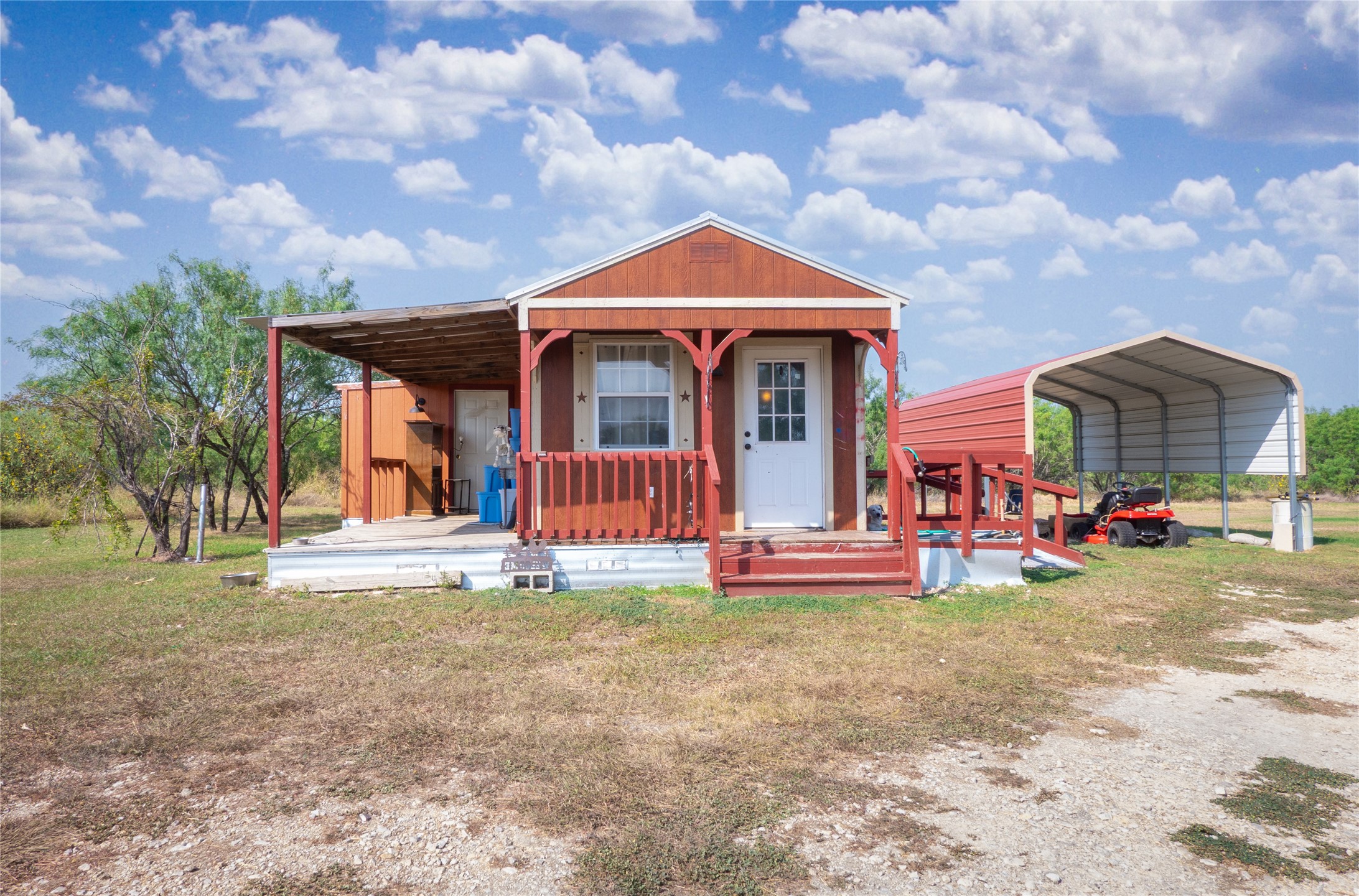 main property photo 26