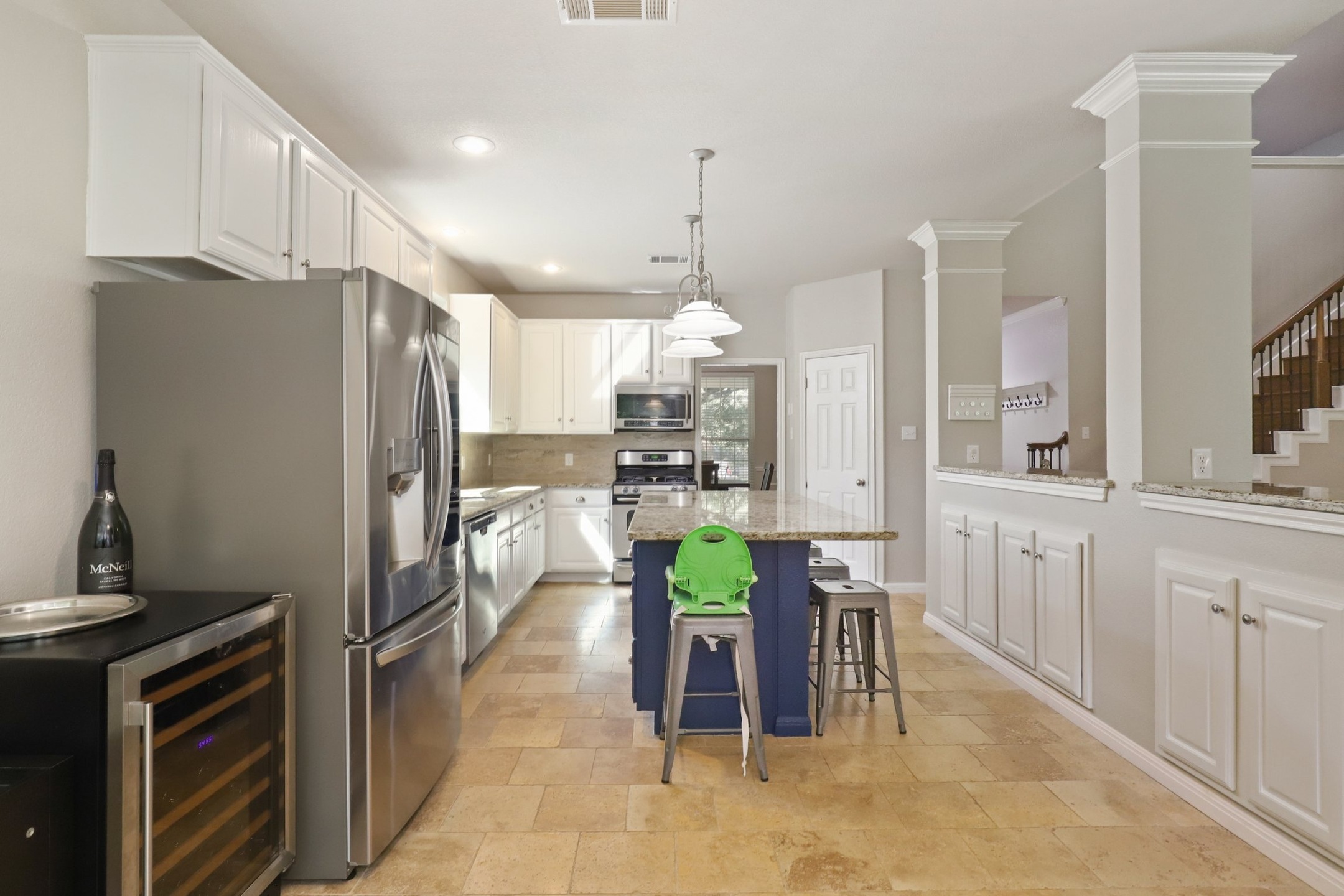 main property photo 7