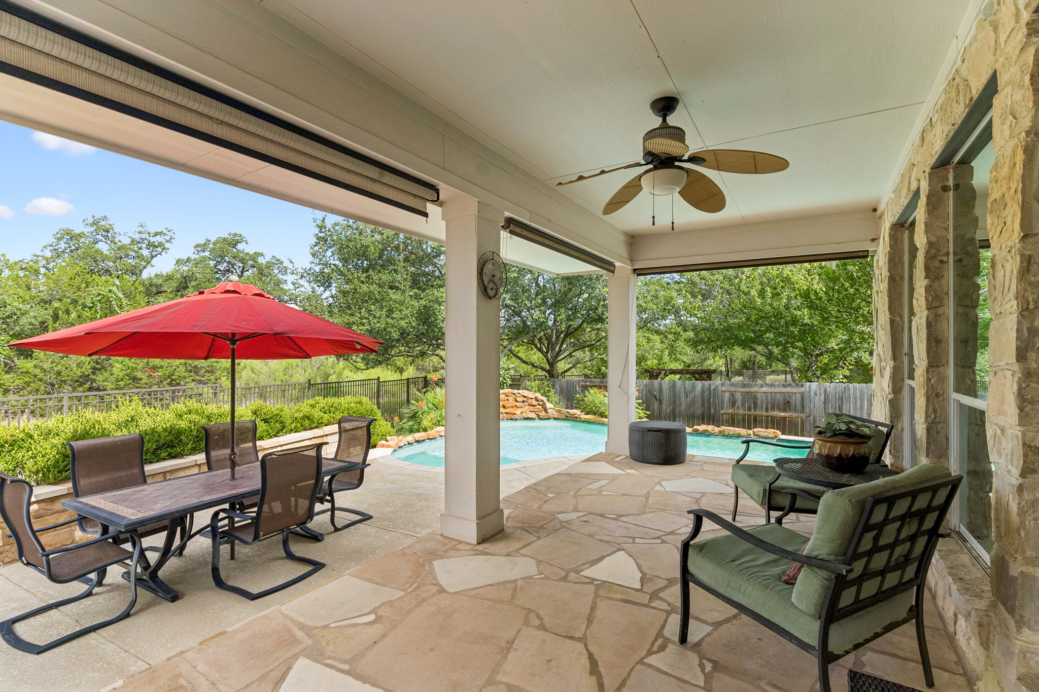 main property photo 34