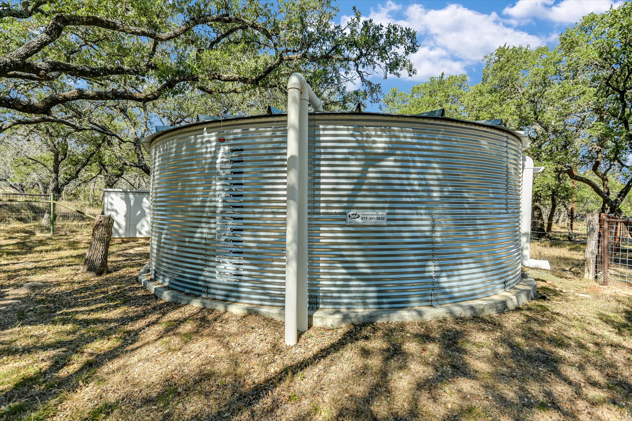 main property photo 22