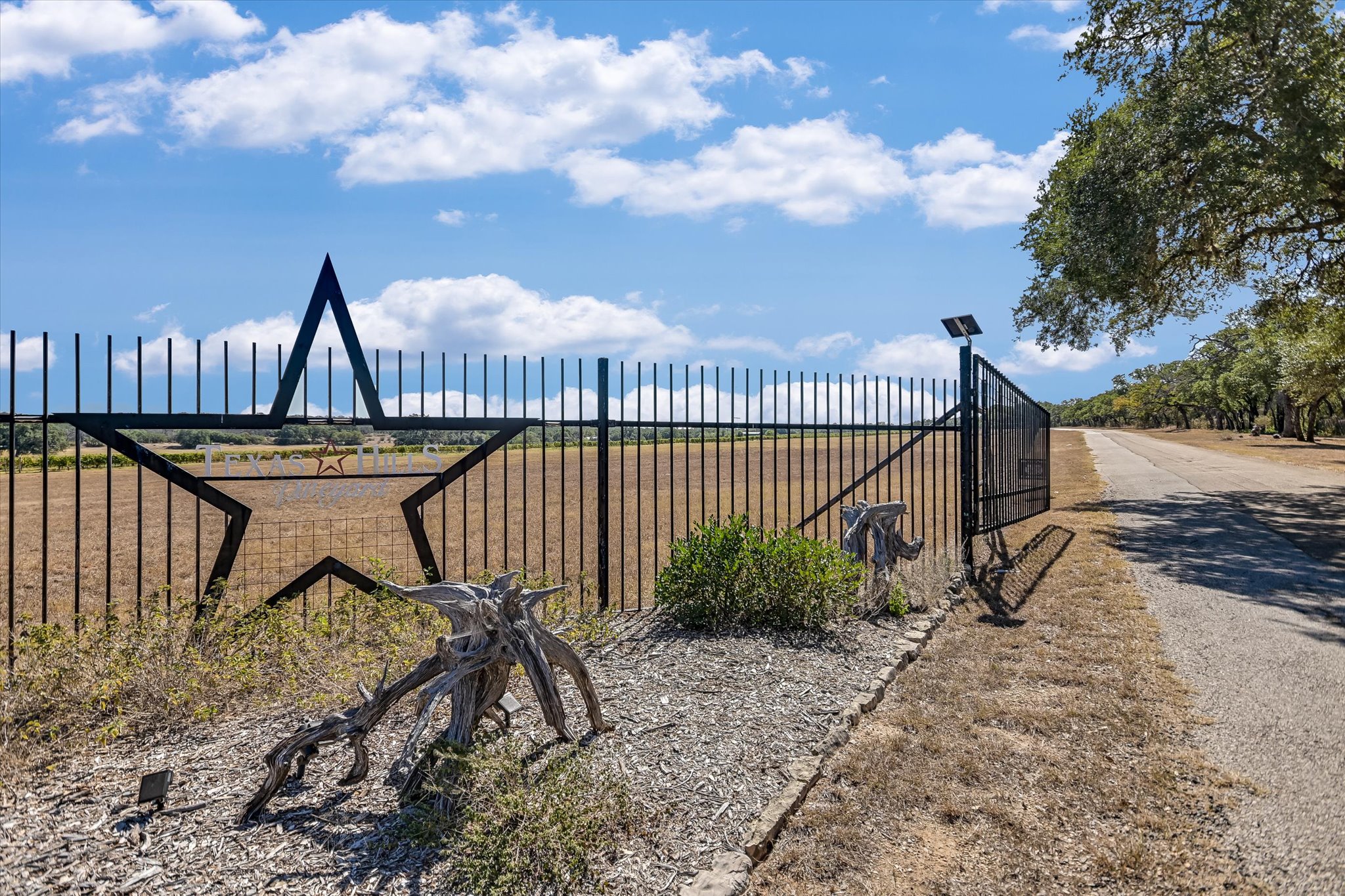 main property photo 38