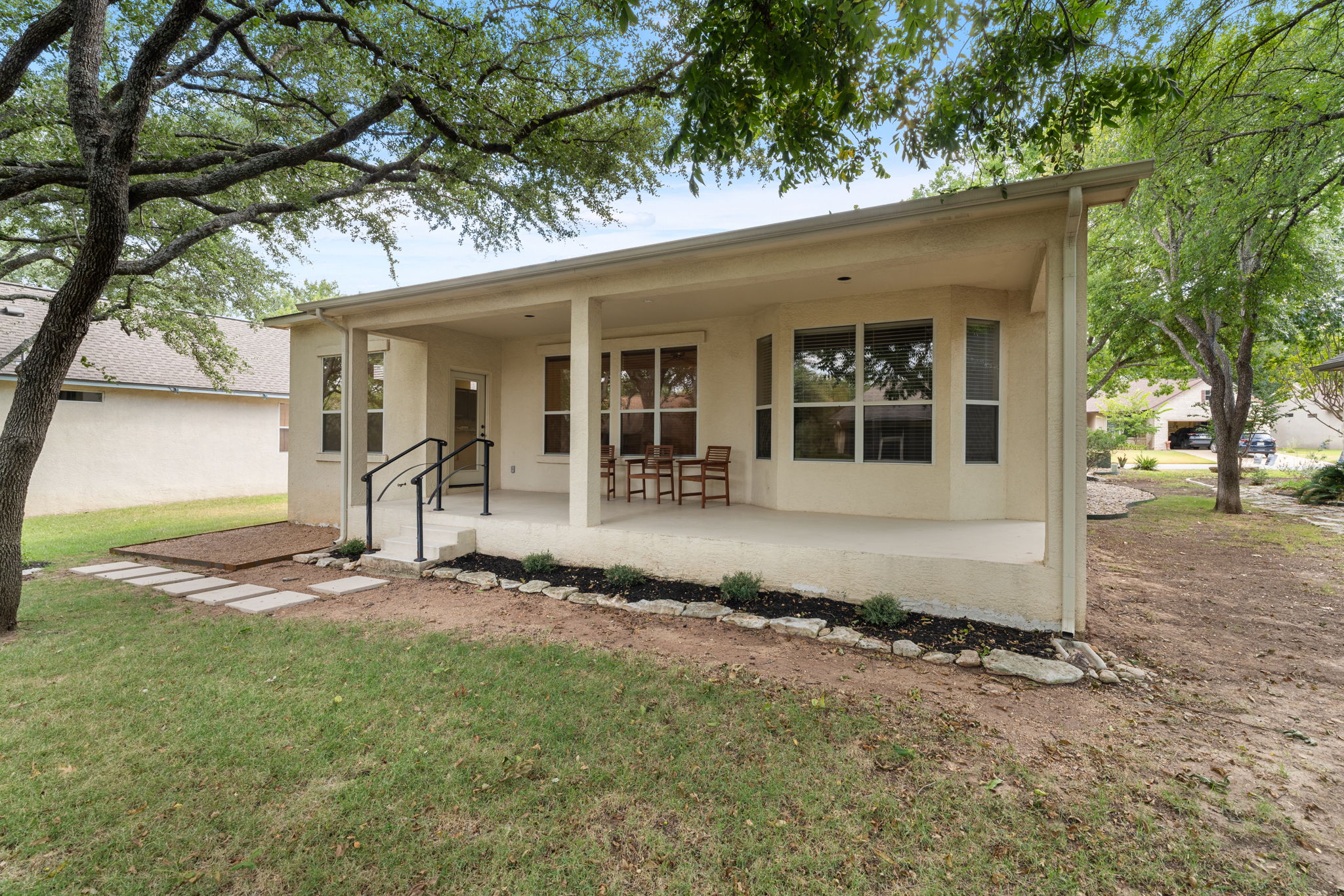 main property photo 31
