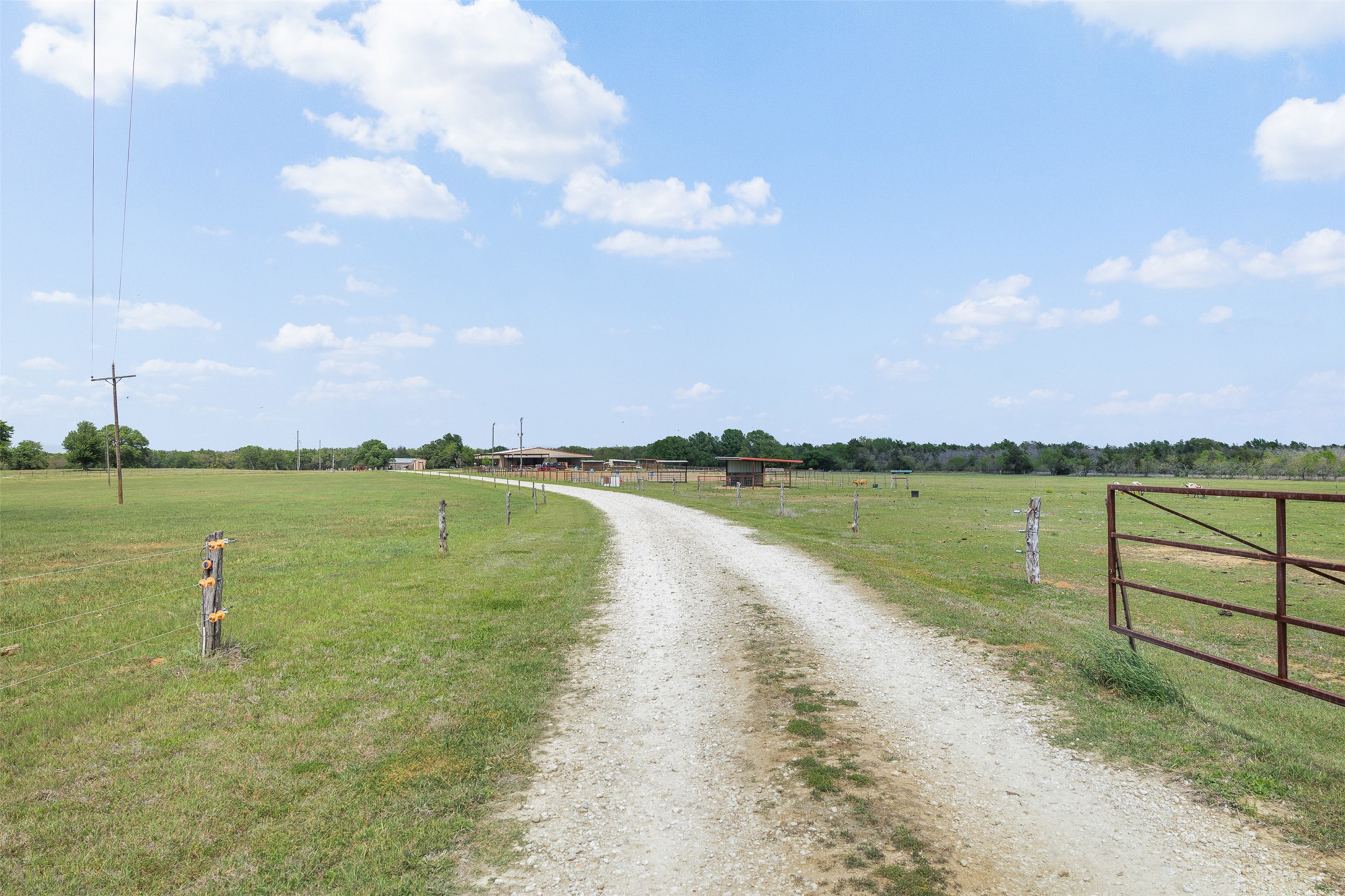 main property photo 35