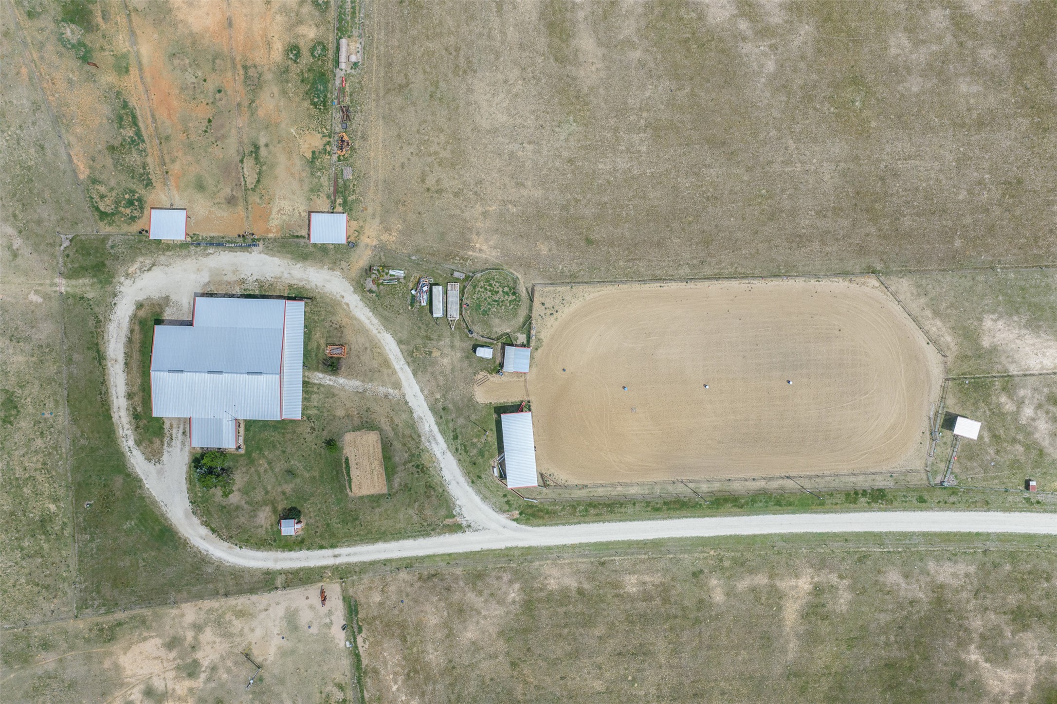 main property photo 38