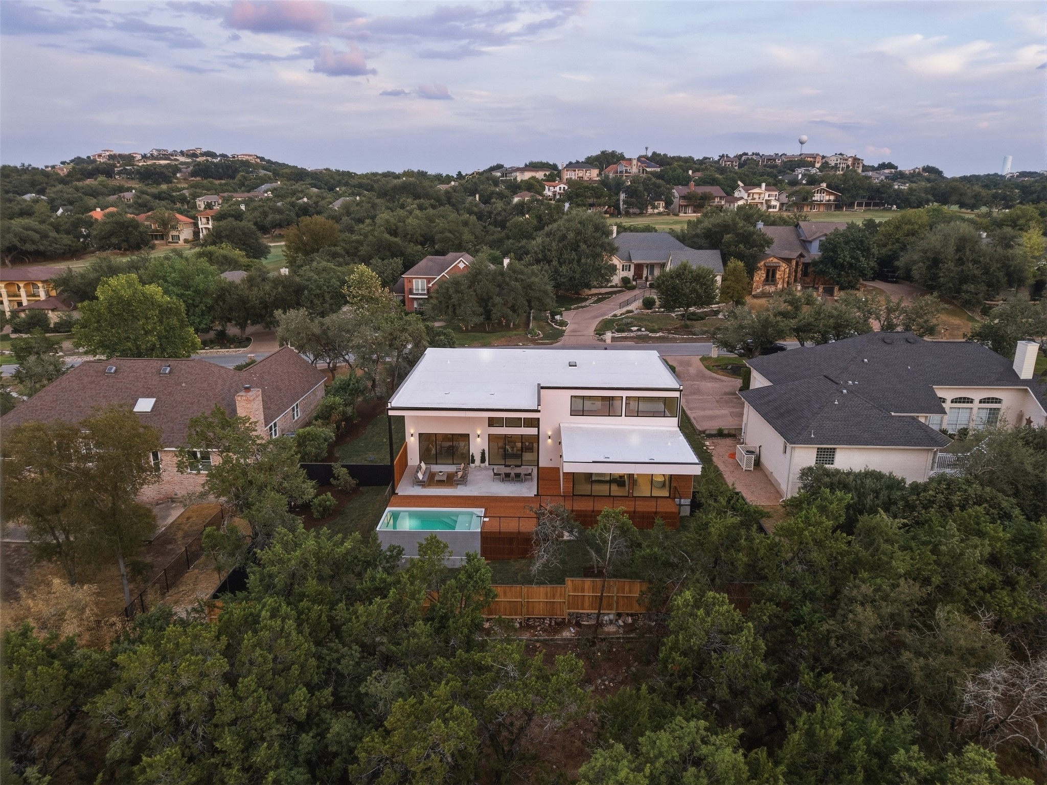 main property photo 38