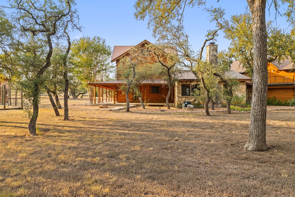 main property photo 27