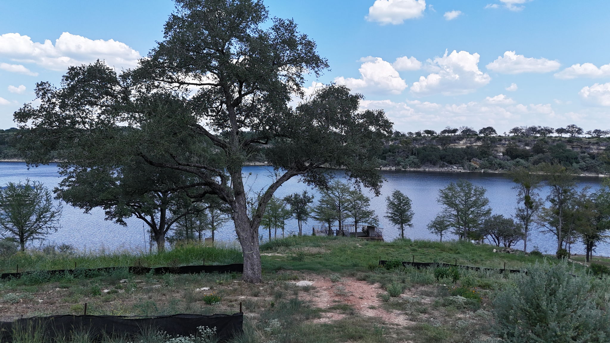 main property photo 24