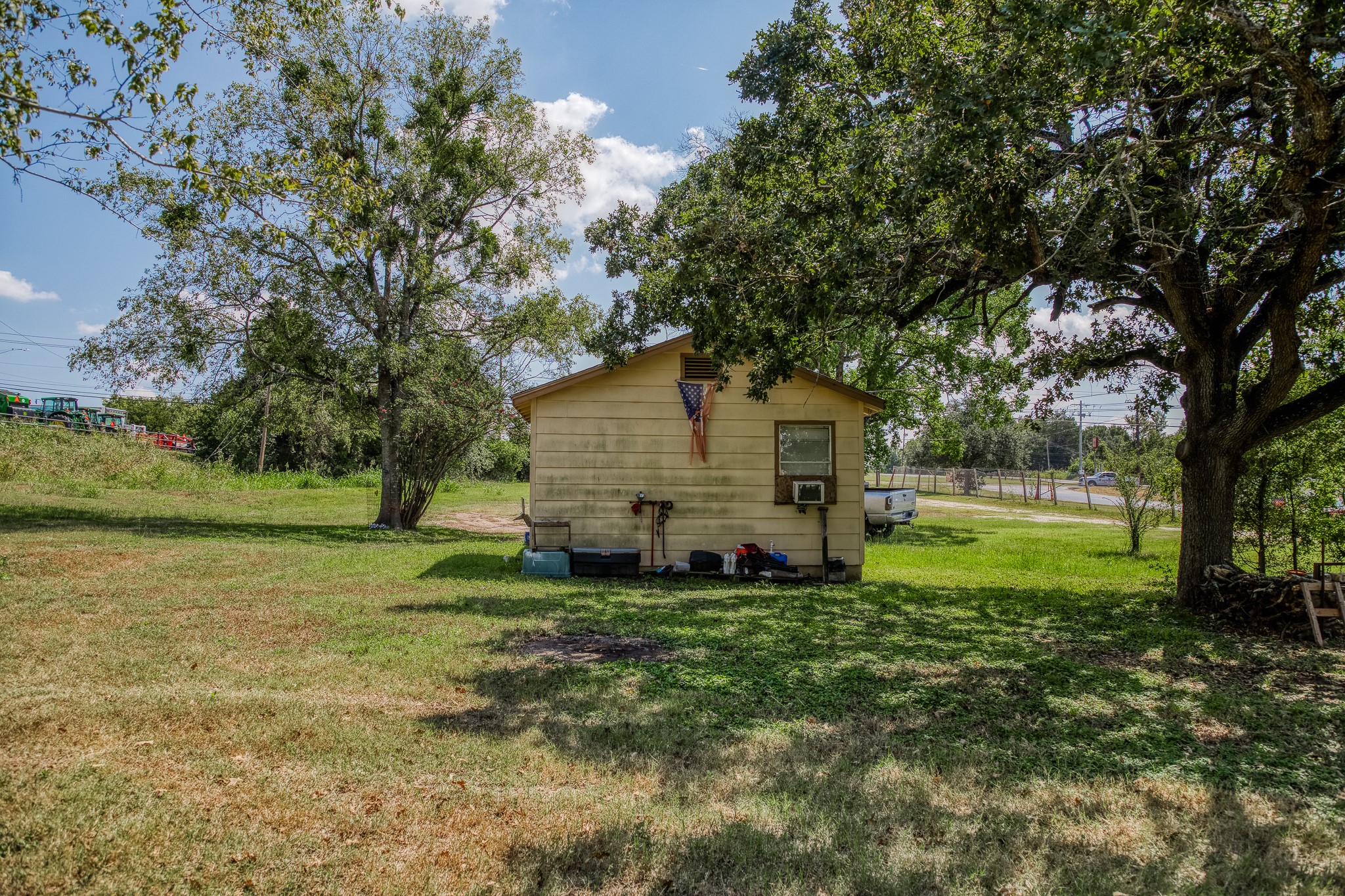 main property photo 24