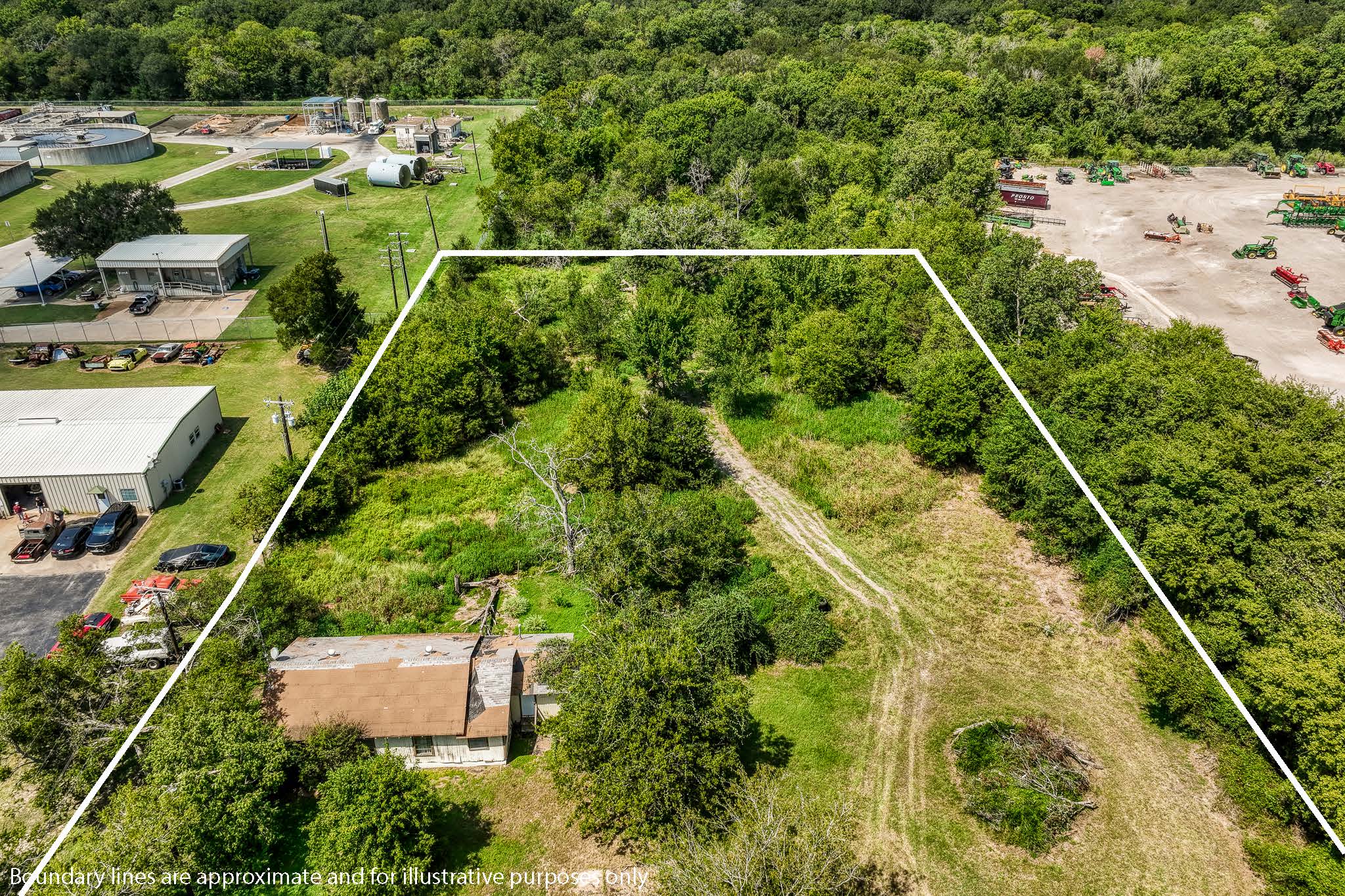 main property photo 35