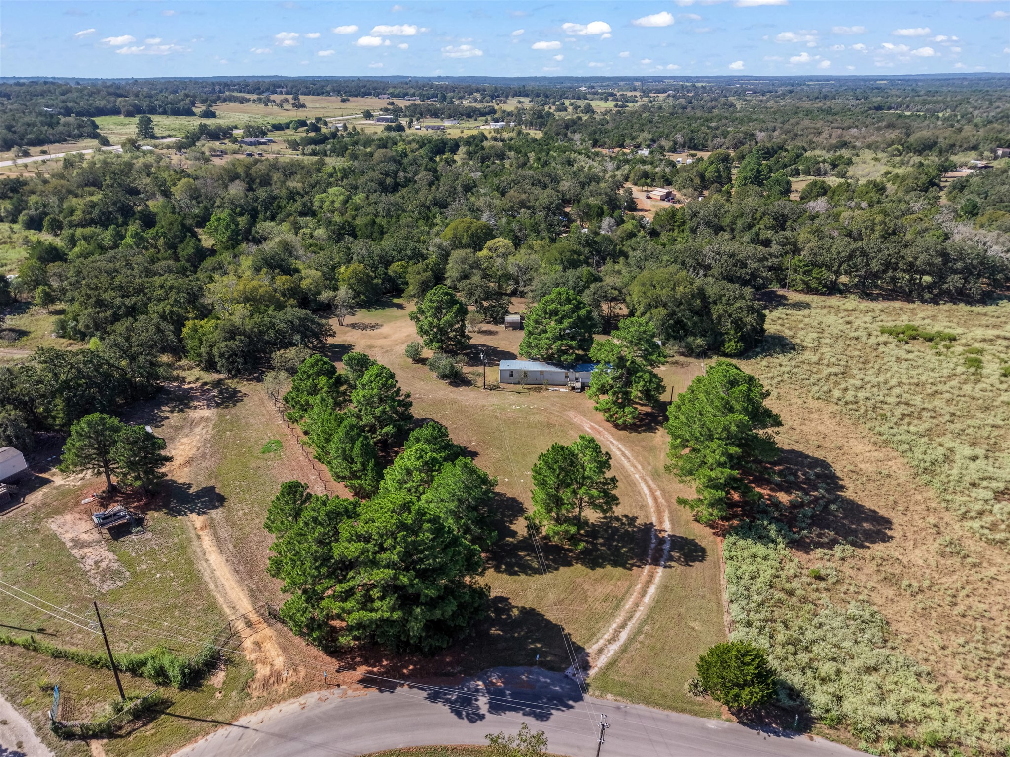 main property photo 32