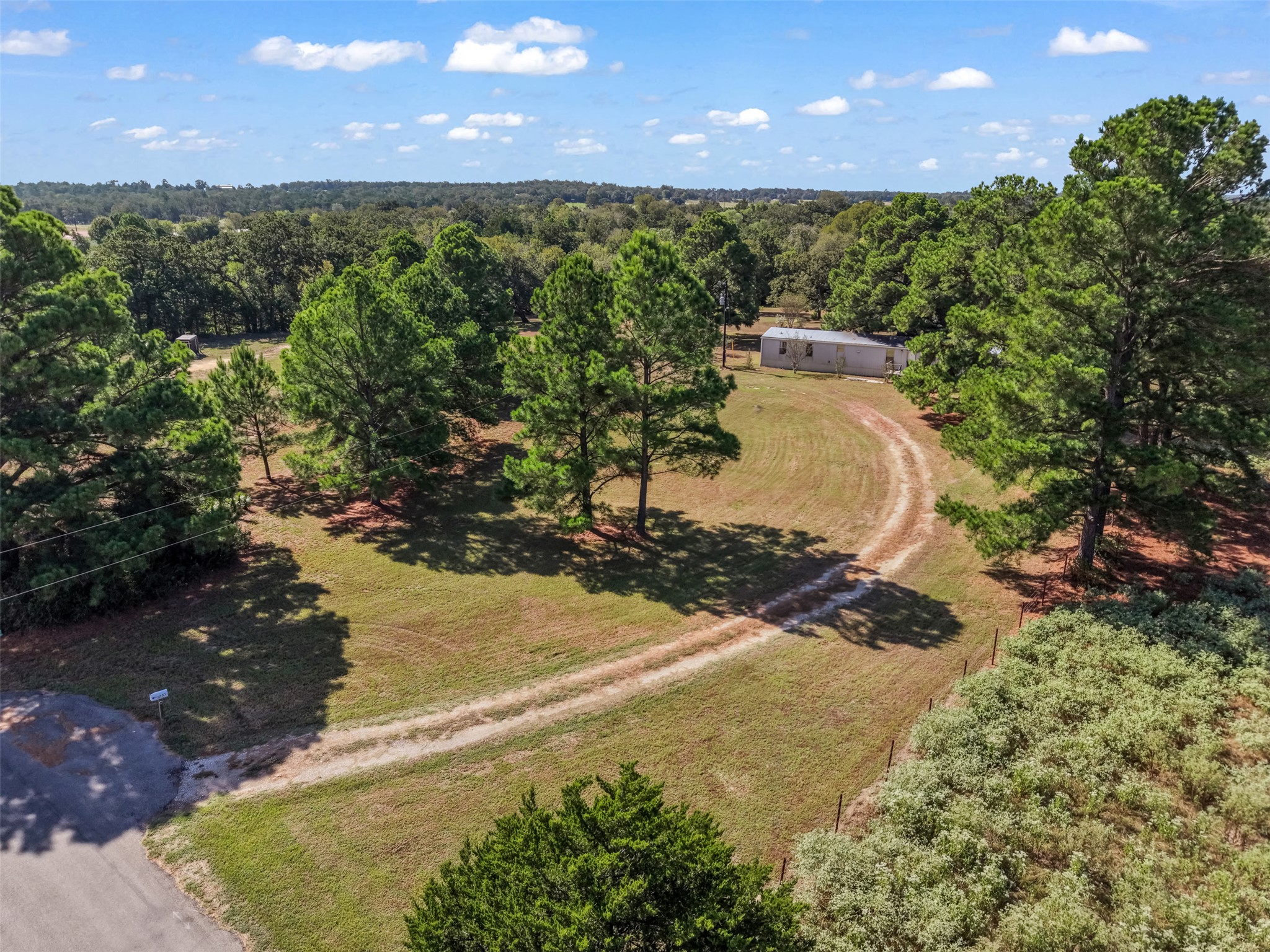 main property photo 33
