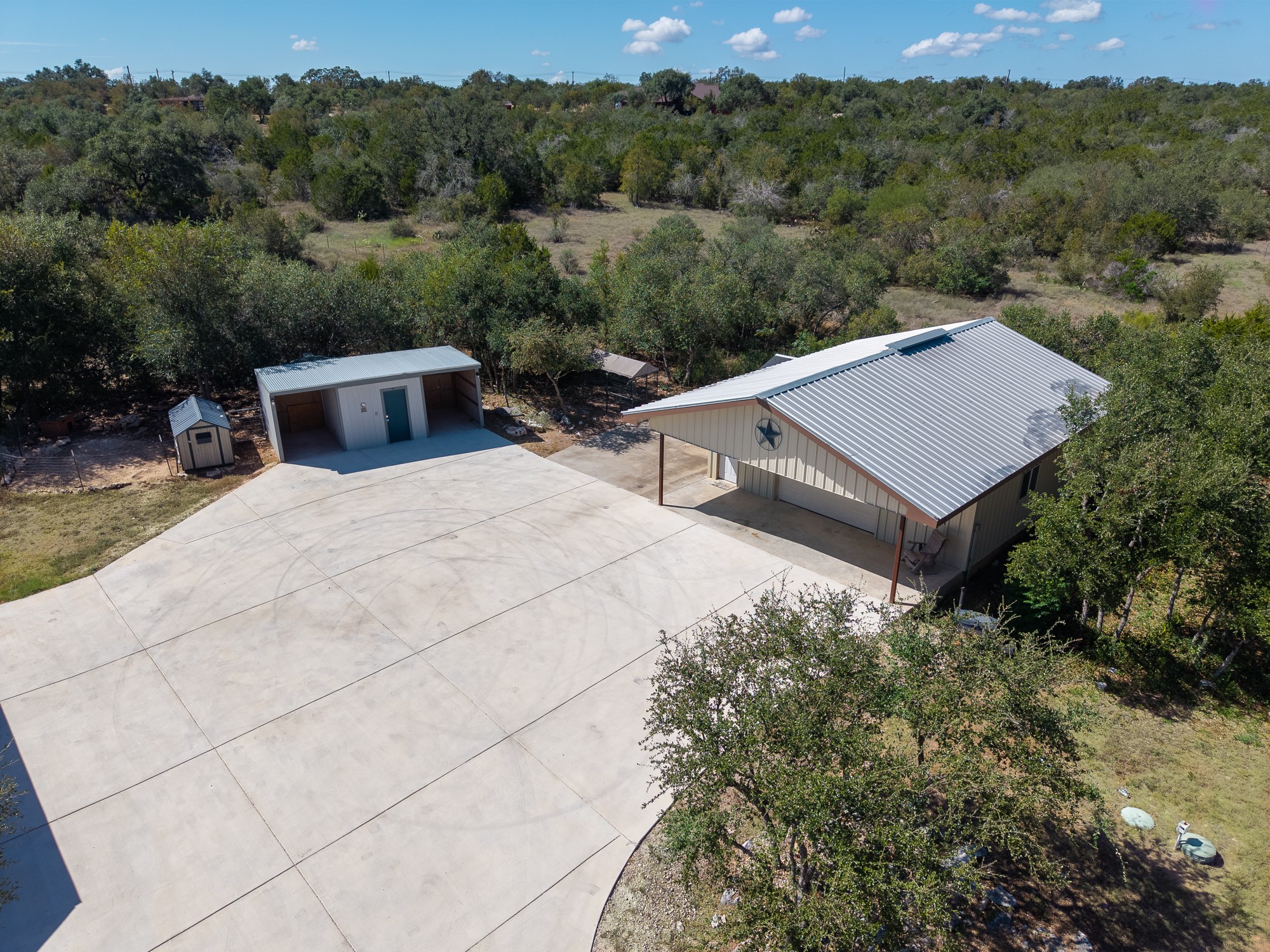 main property photo 38