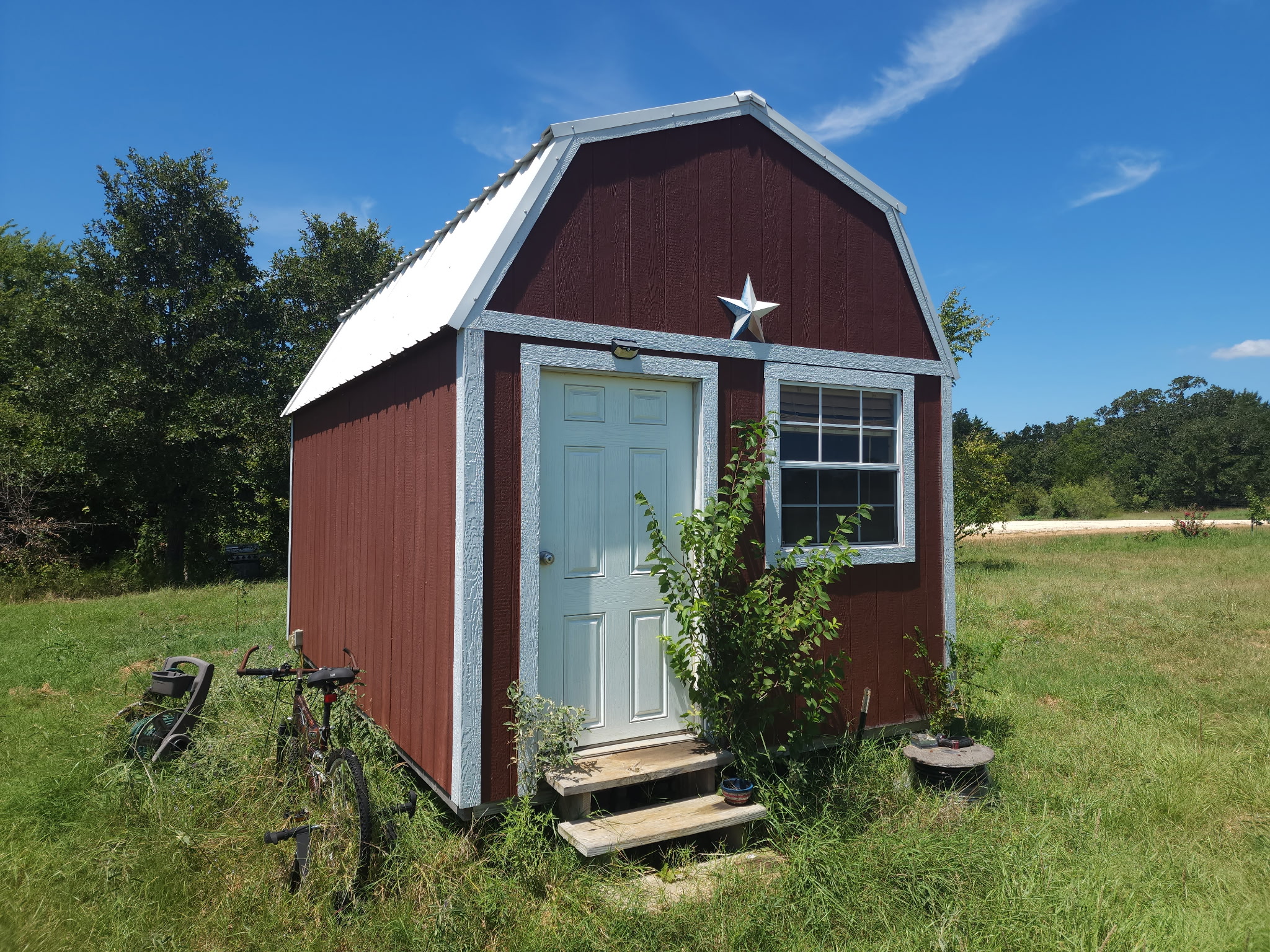 main property photo 5