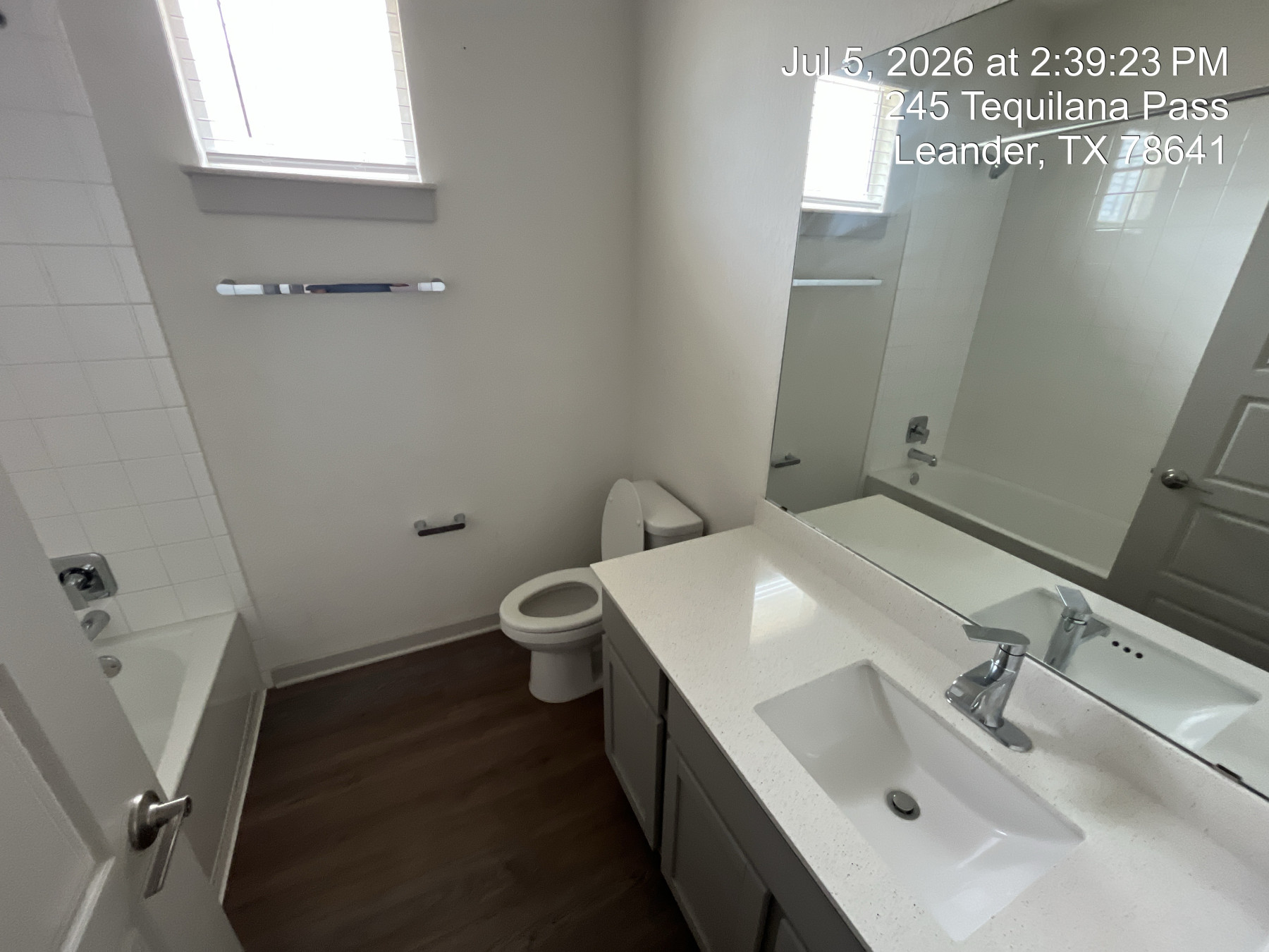 main property photo 9