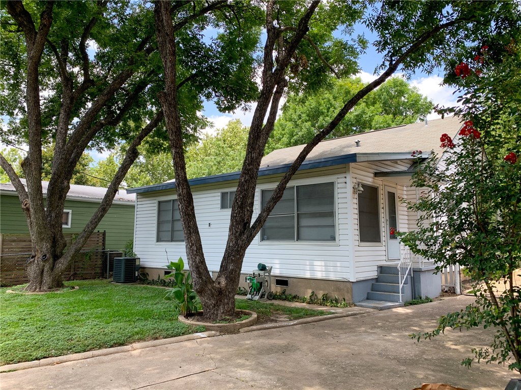 main property photo 30