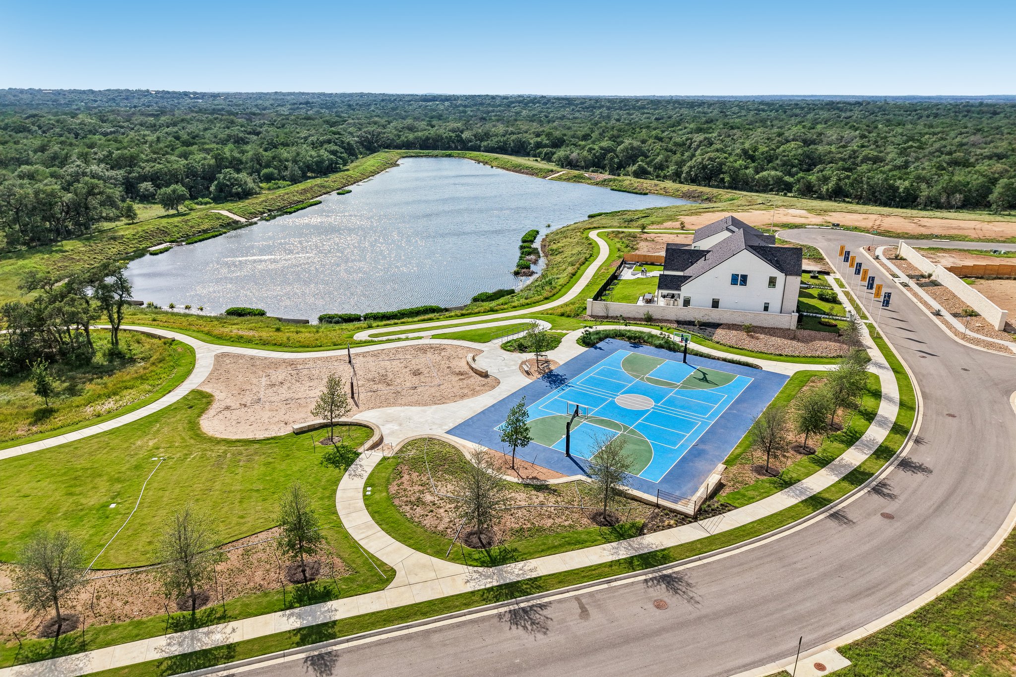 main property photo 25